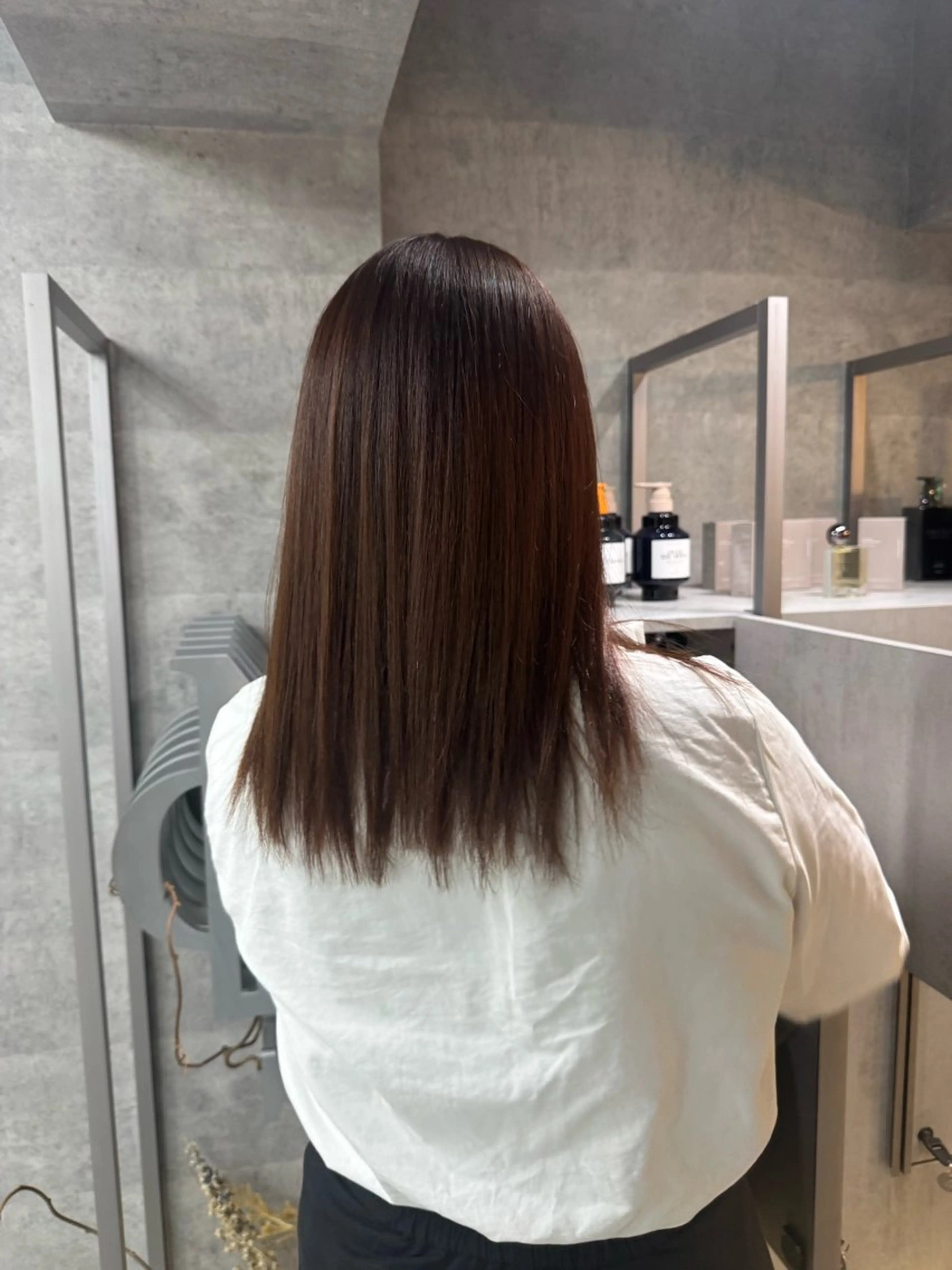 ミディアム カラー カット ヘアカラー トリートメント You/透明感カラー レイヤーカット/ボブのヘアスタイル