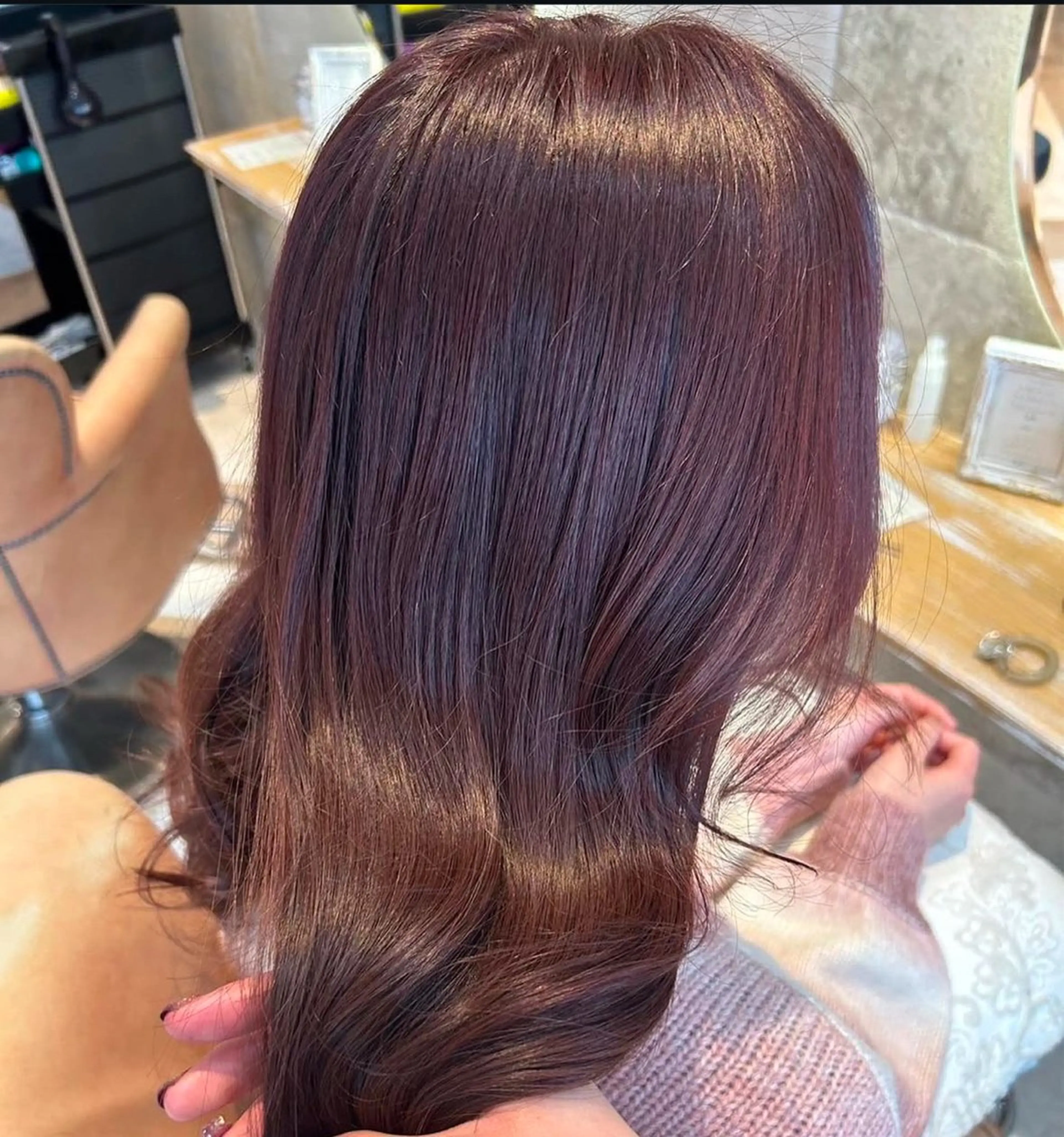 yuto 金山/透明感カラーのヘアスタイル