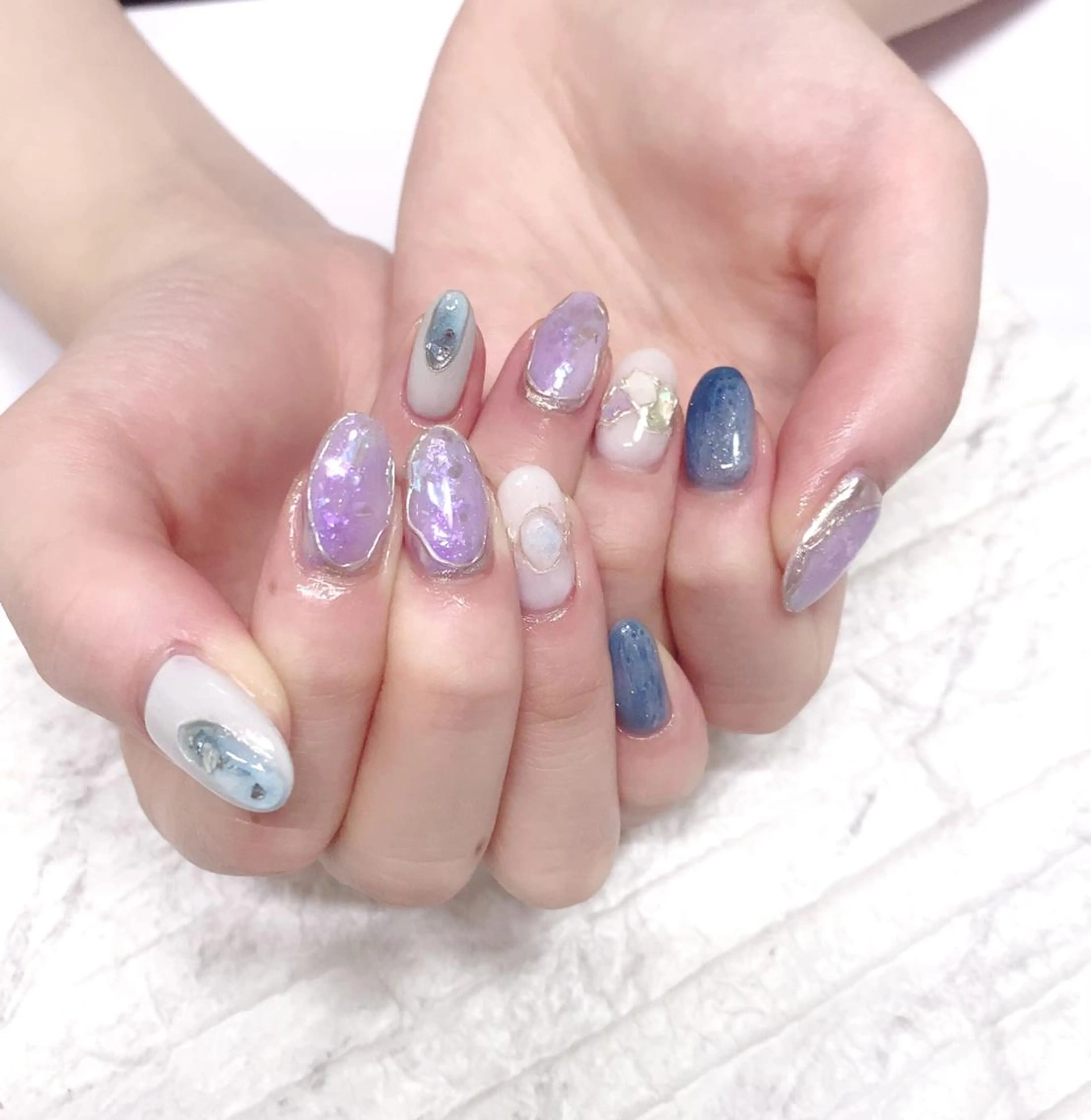 ネイル ハンドネイル フットネイル yochi nailのネイルデザイン