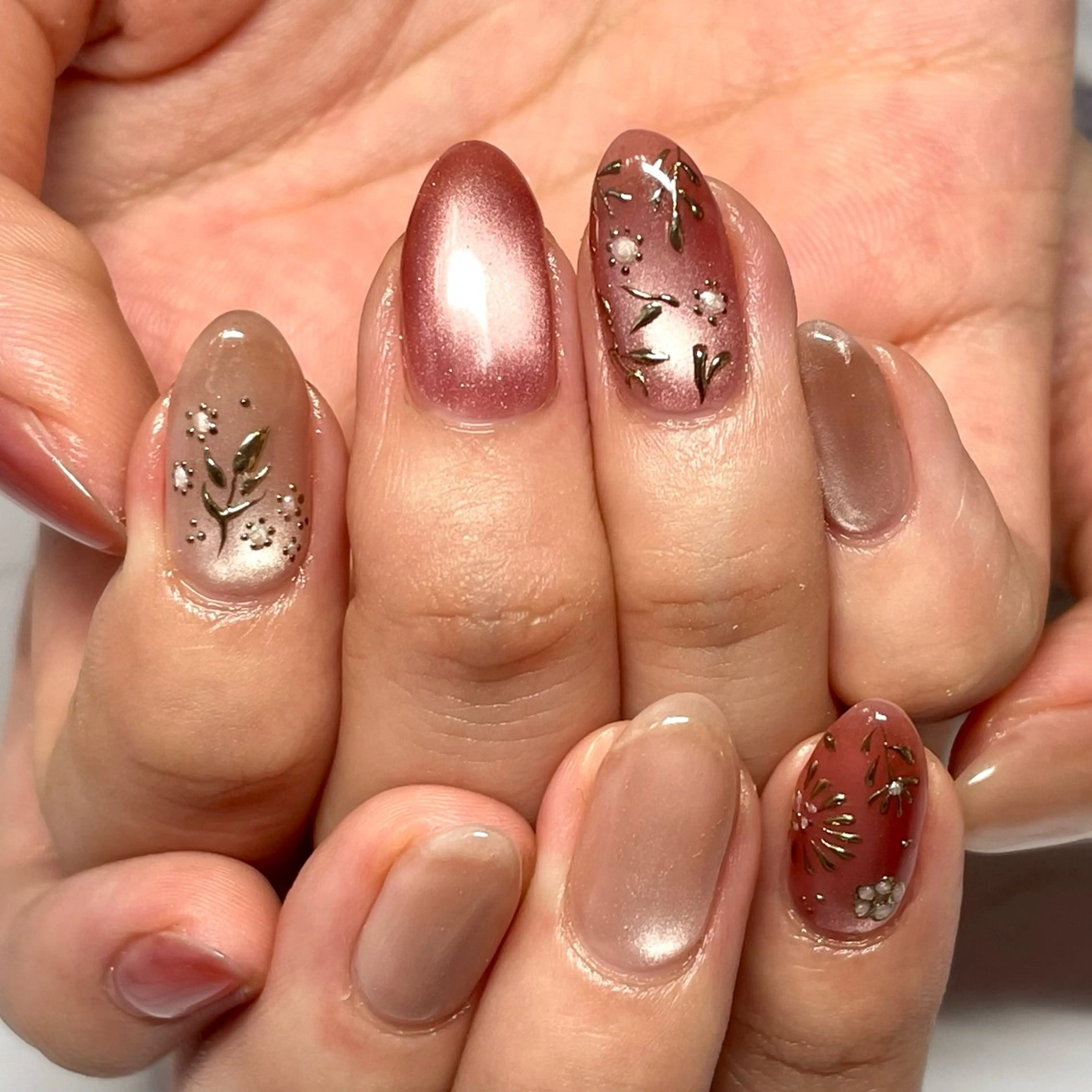 ネイル アートネイル ハンドネイル ハンドケア Total Salon Vonita（トータルサロンヴォニータ）所属・Natsumi 𓂃𓈒𓏸𓍯のネイルデザイン