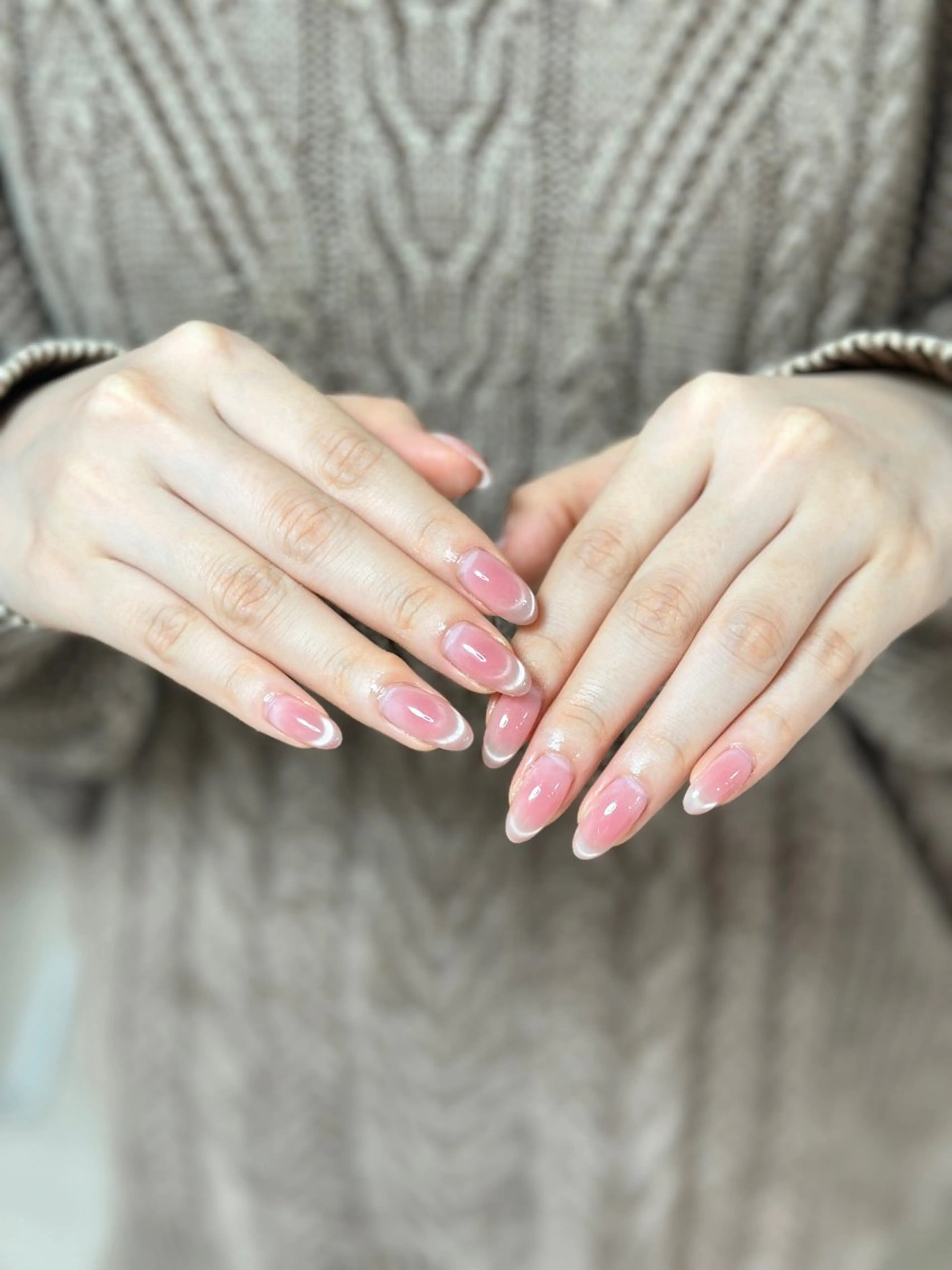 ネイル アートネイル オーロラネイル チークネイル フレンチネイル ガラスフレンチ 🎀YooLi Nail salonのネイルデザイン