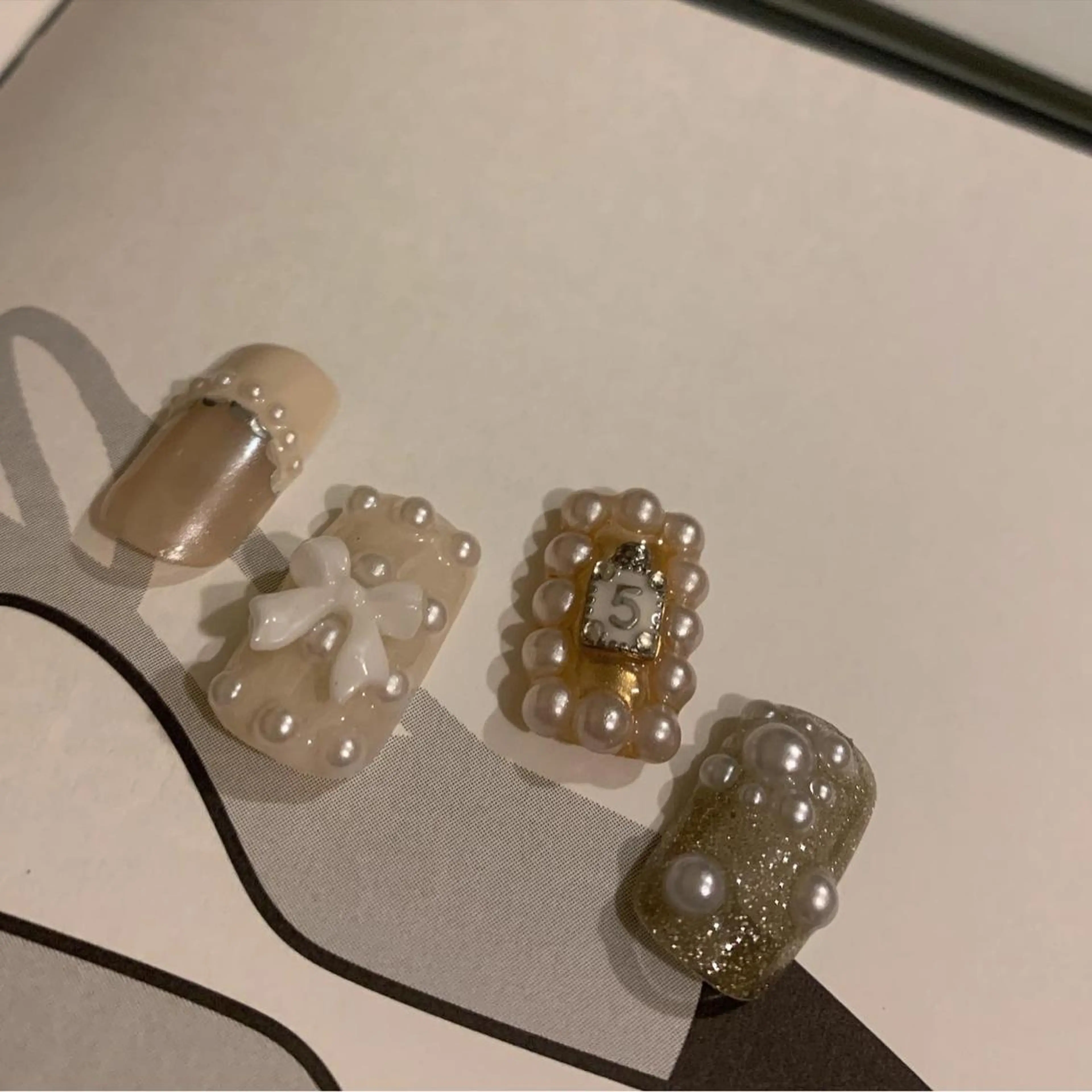 ネイル ゆびのさき所属・shiho /Petillantのネイルデザイン