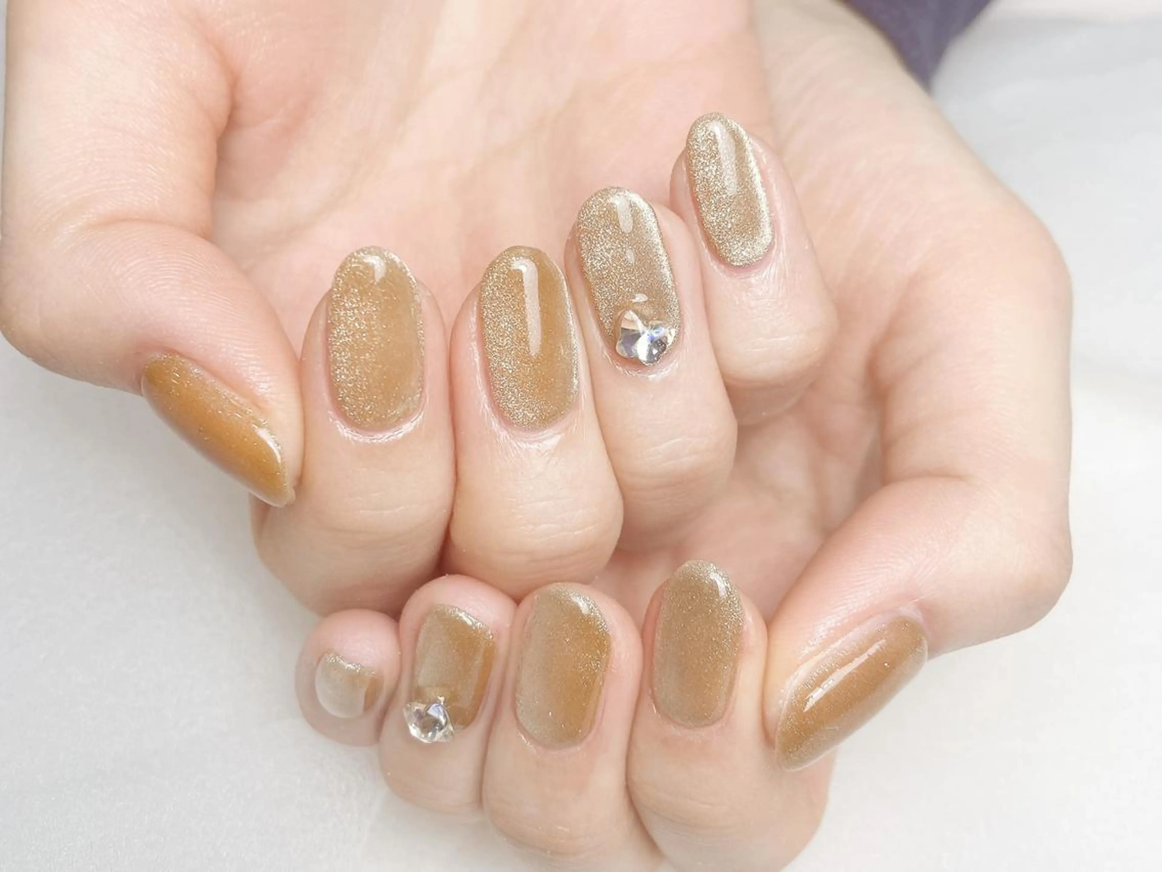 ネイル Elegant beautyルイのネイルデザイン