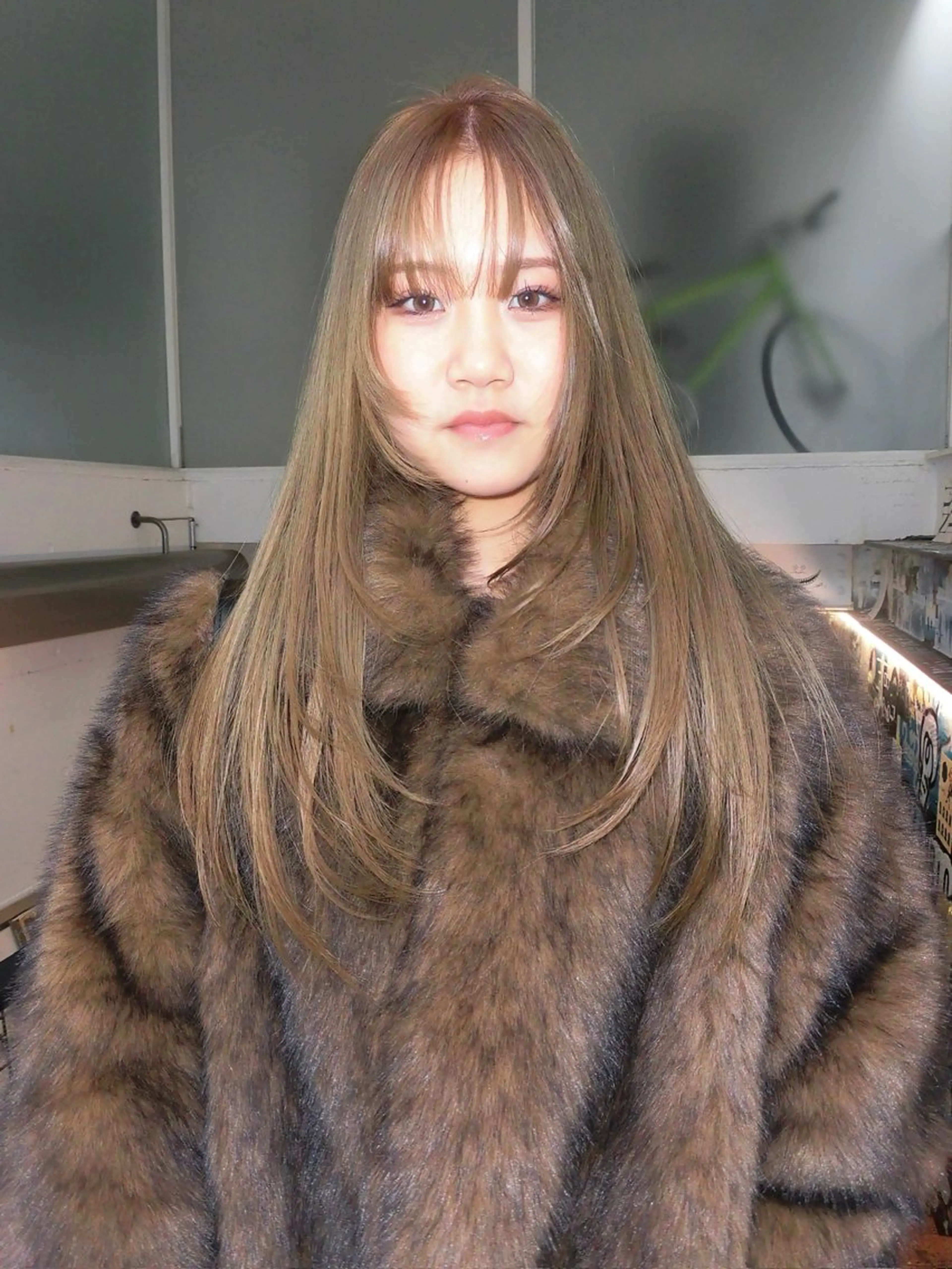 ロング カラー 工藤 姫和のヘアスタイル