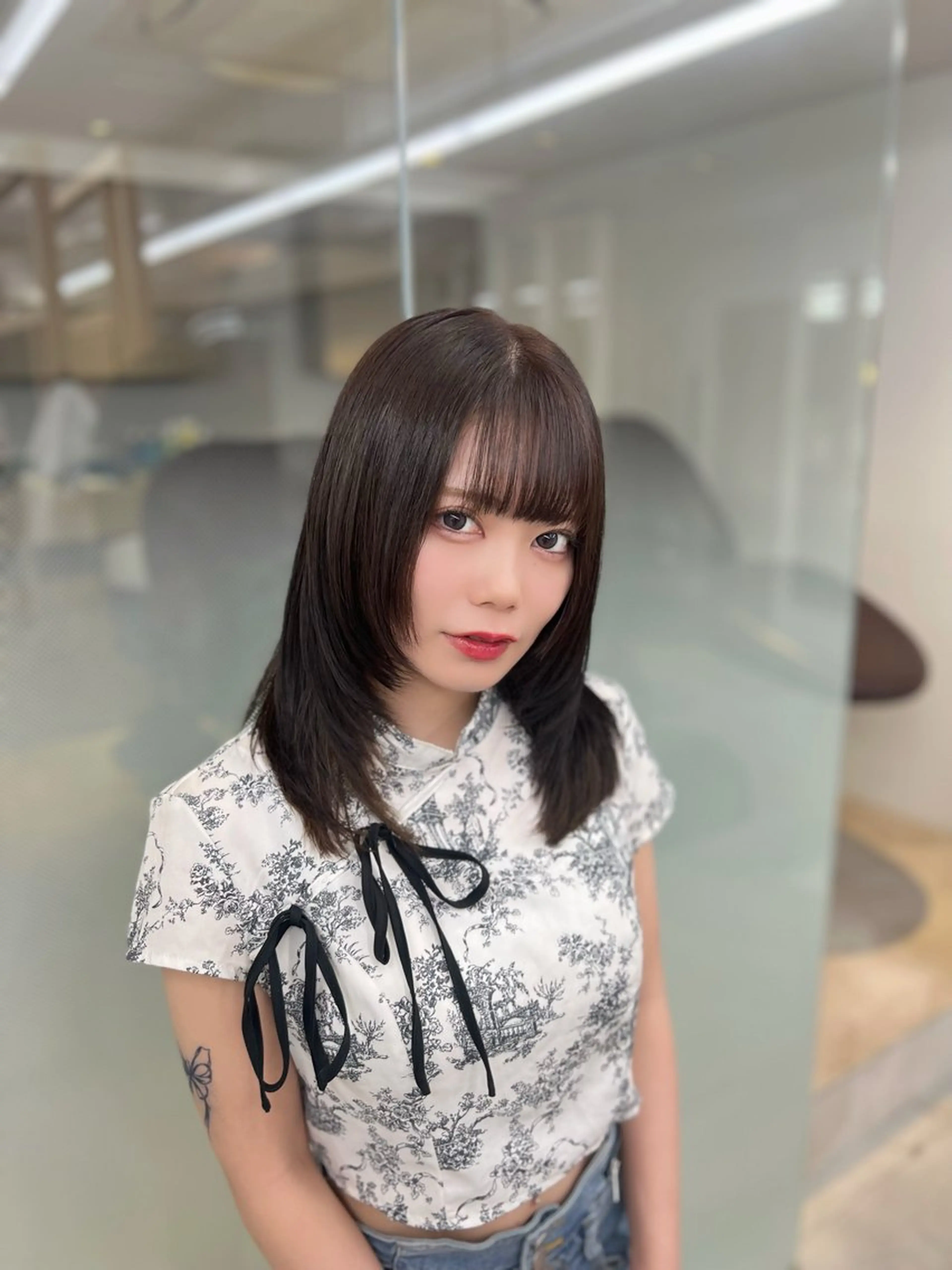 ミディアム カラー 顔周りカット レイヤーカット 小顔カット カット ヘアカラー トリートメント レイヤー/髪質改善 DAISUKEのヘアスタイル