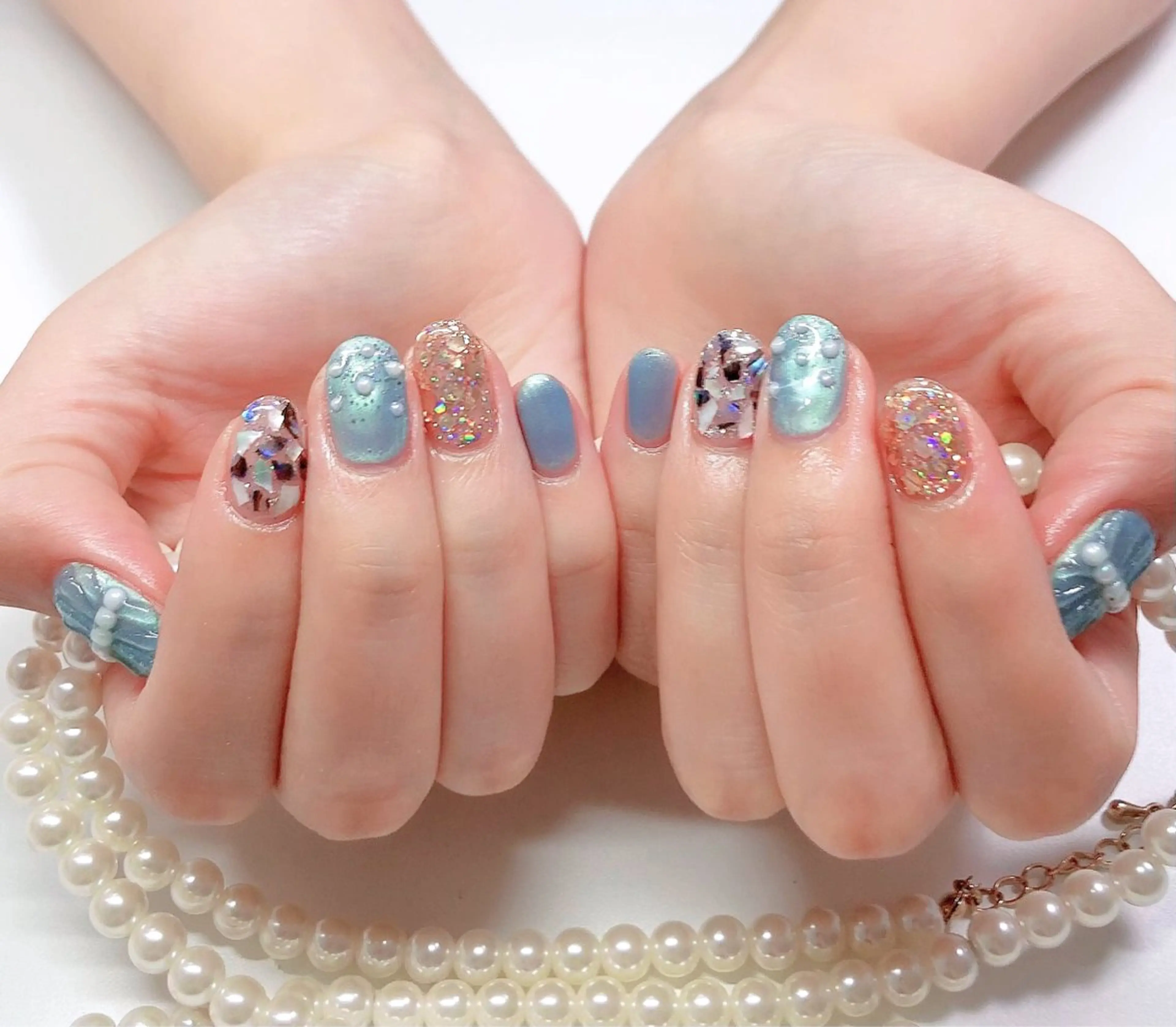 ネイル ハンドネイル 片平 恭子のマツエク・マツパデザイン