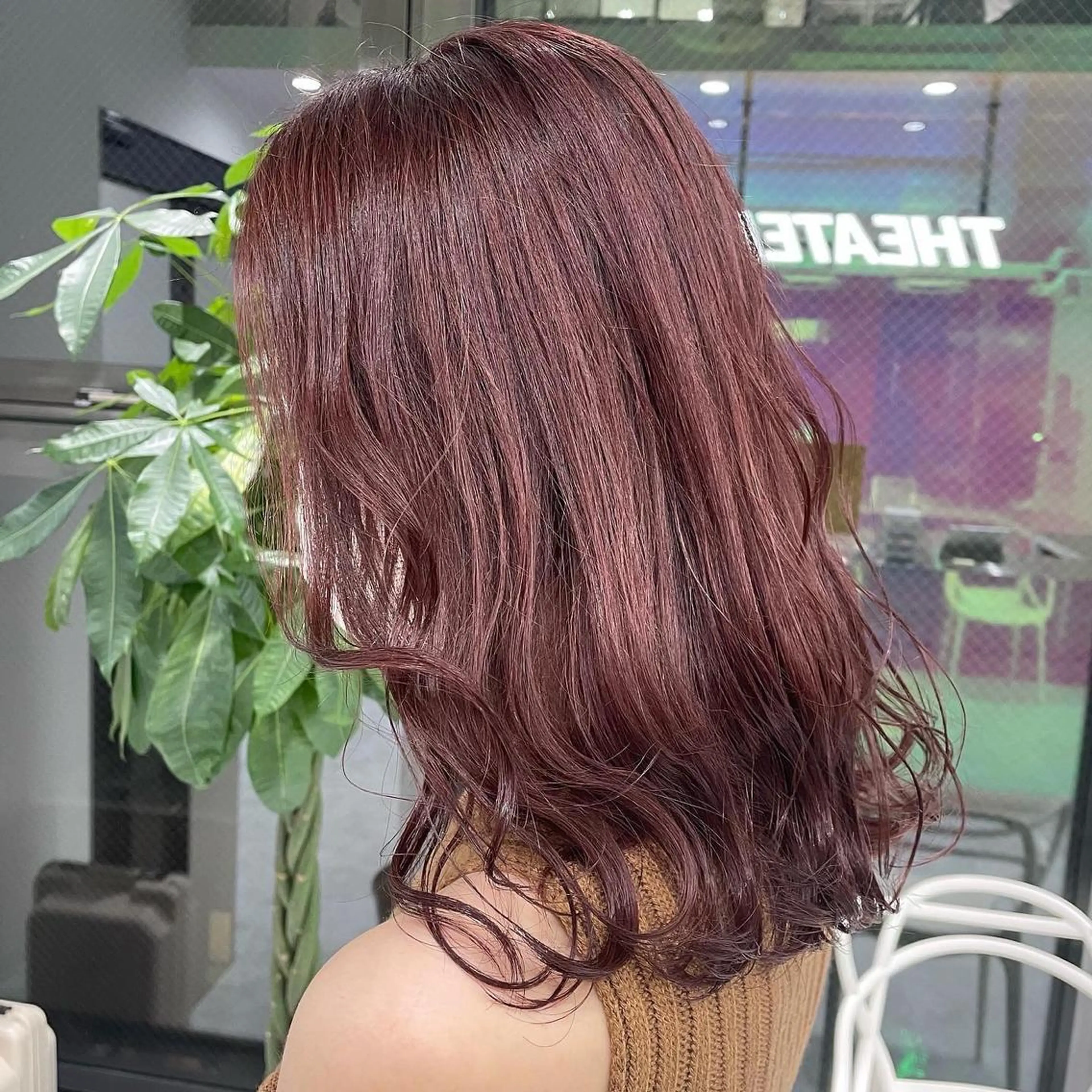 セミロング カラー レイヤー×透明感カラ ーHAYATOのヘアスタイル