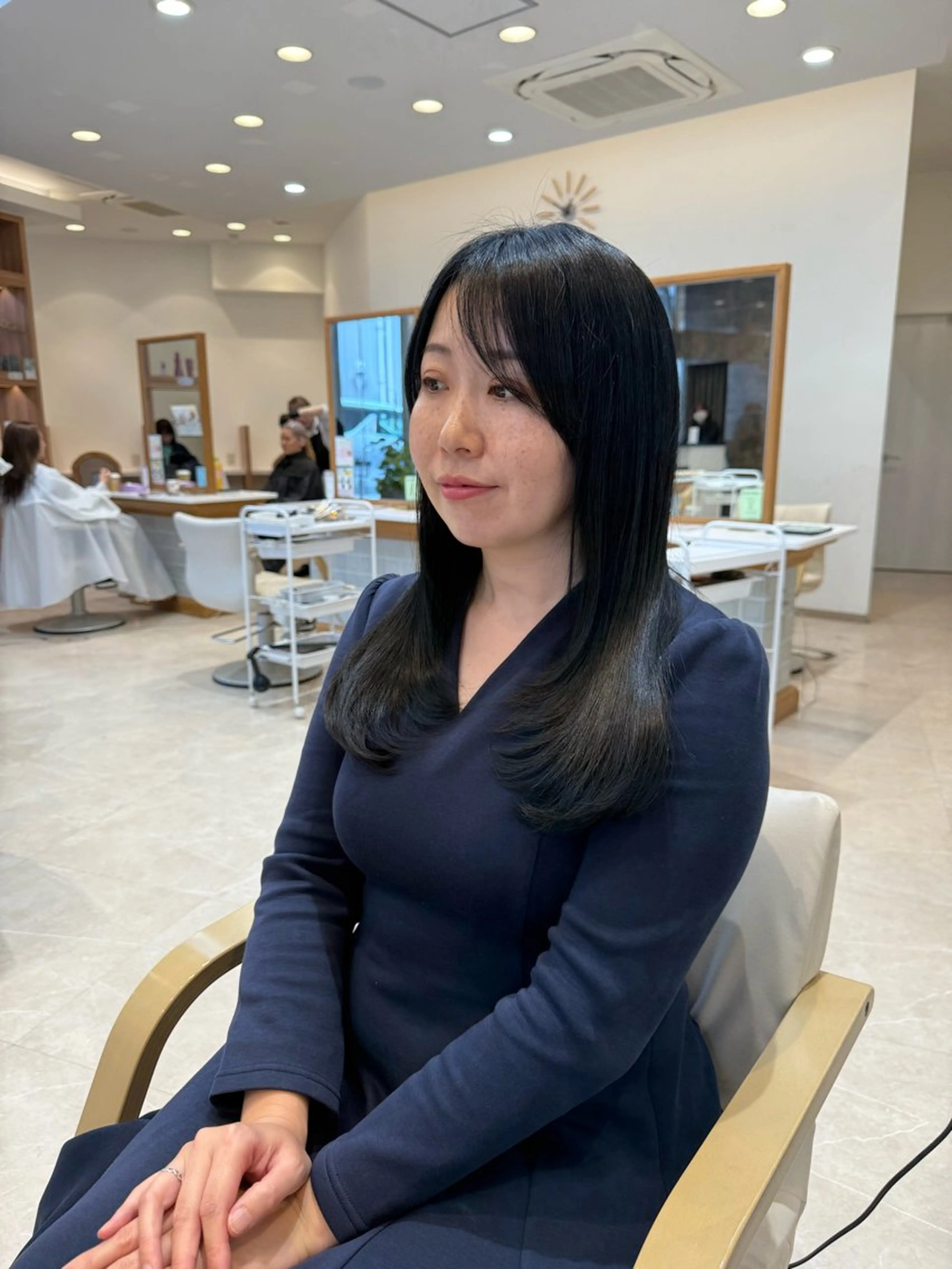 ロング カラー 大久保 琳冬のヘアスタイル