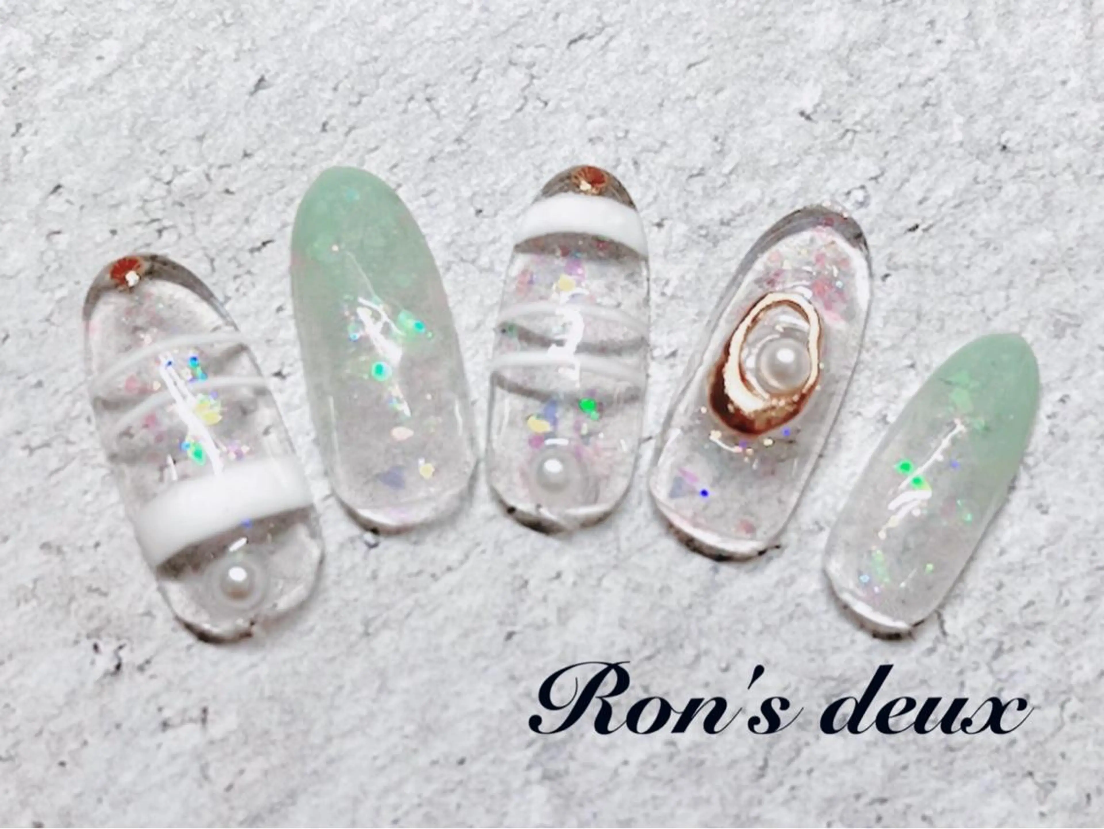 ネイル ボーダー Ron's nail 仙田のネイルデザイン