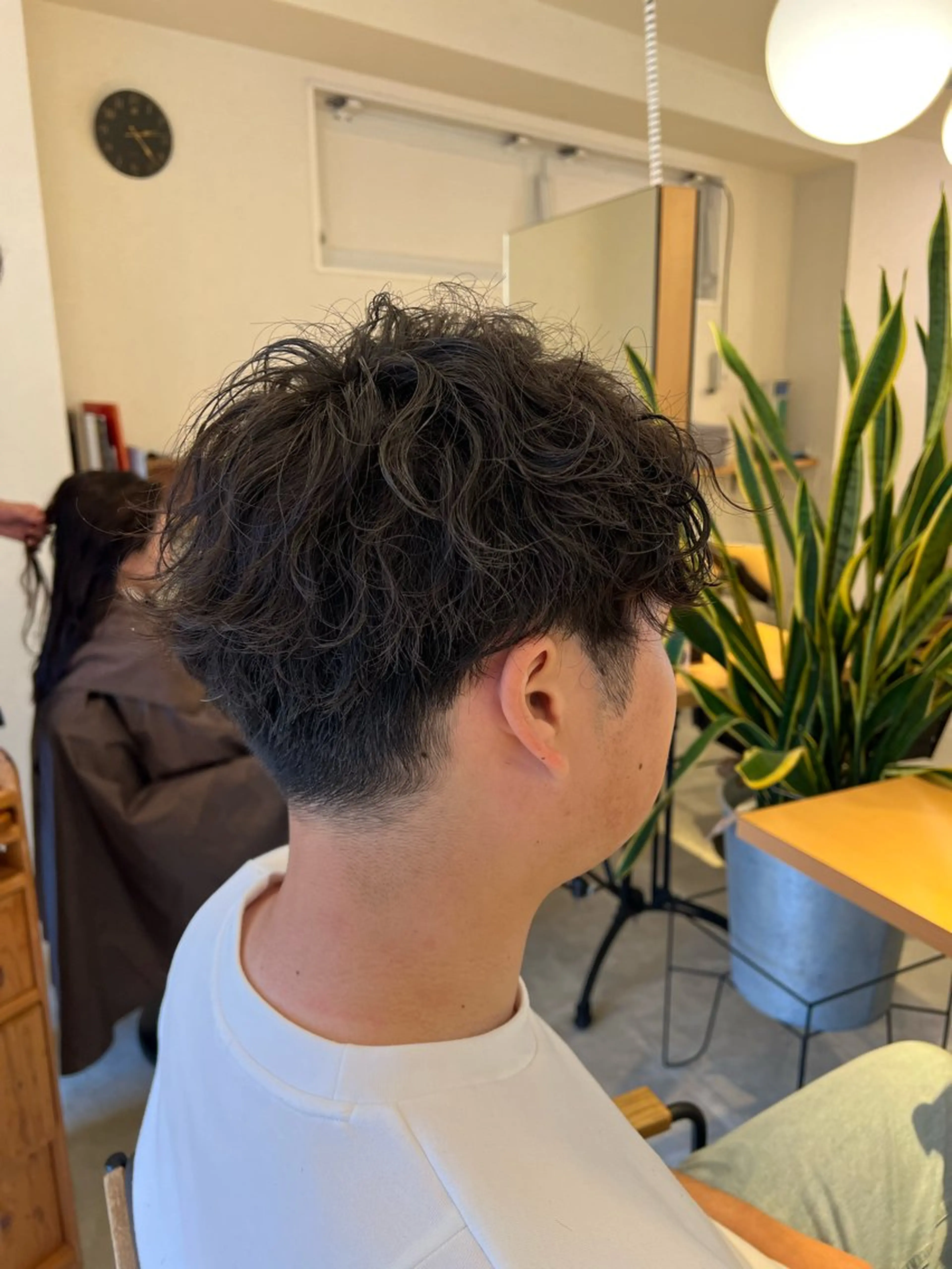 ミディアム パーマ メンズ あくつ べんのヘアスタイル