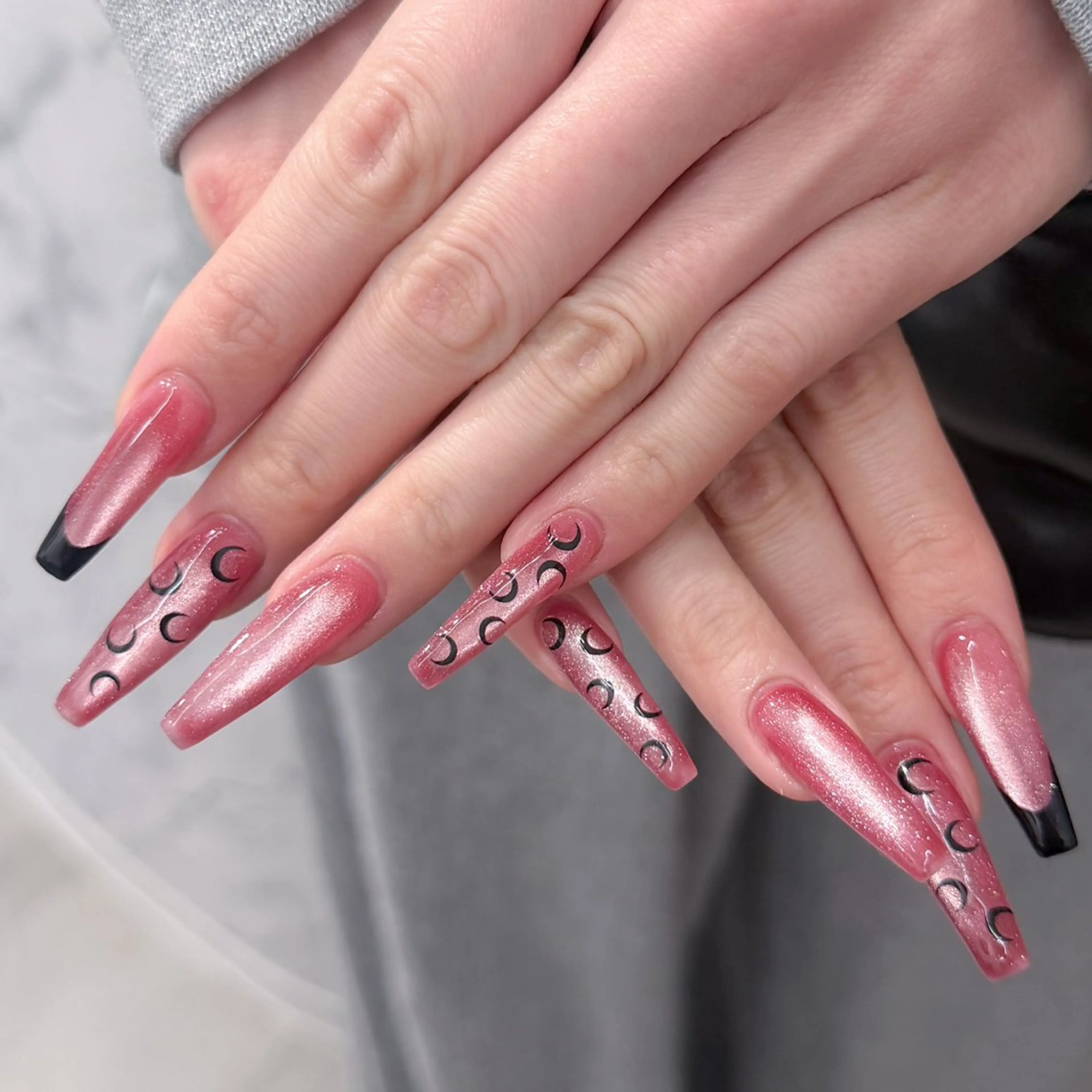 ネイル ハンドネイル Nail Share Salon Mariris所属・ユカ𖤐nail 堺筋本町/心斎橋のネイルデザイン