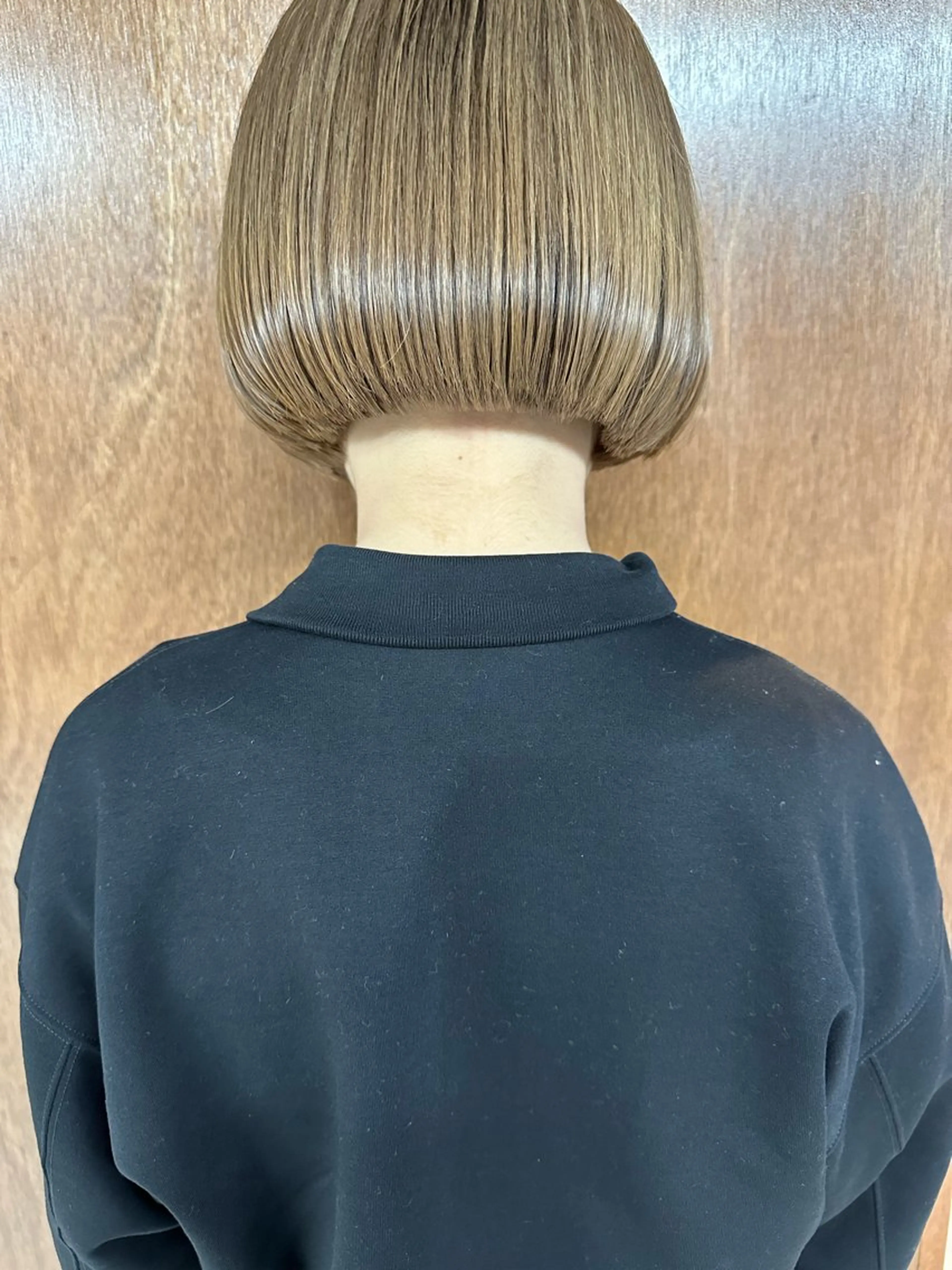 ショート ボブ カット ヘアカラー トリートメント 小澤大輔 YOLO hairのヘアスタイル