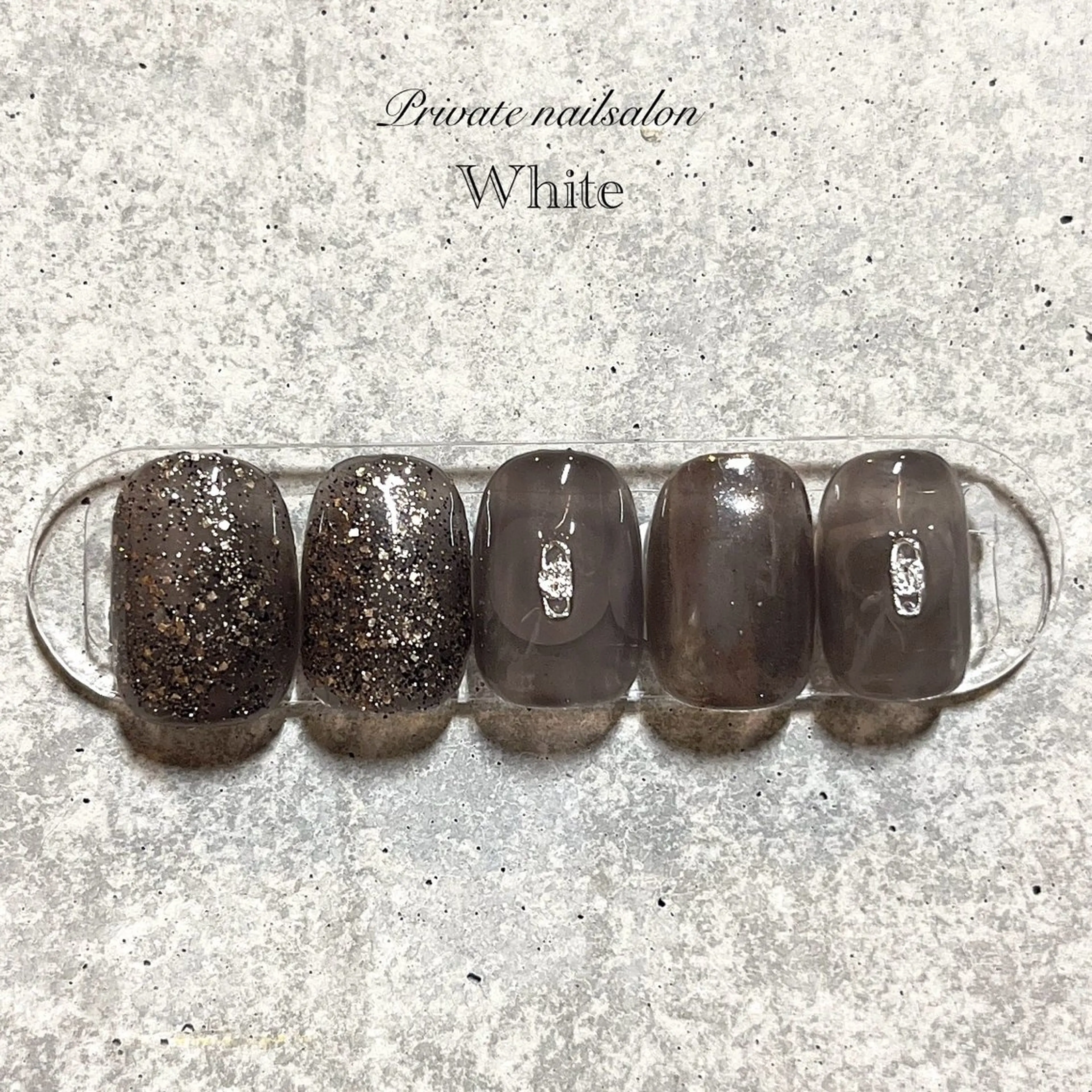 ネイル ブラウン キラキラネイル ミラーネイル ニュアンスネイル 夏ネイル ハンドネイル SAKASHITA KEIのネイルデザイン