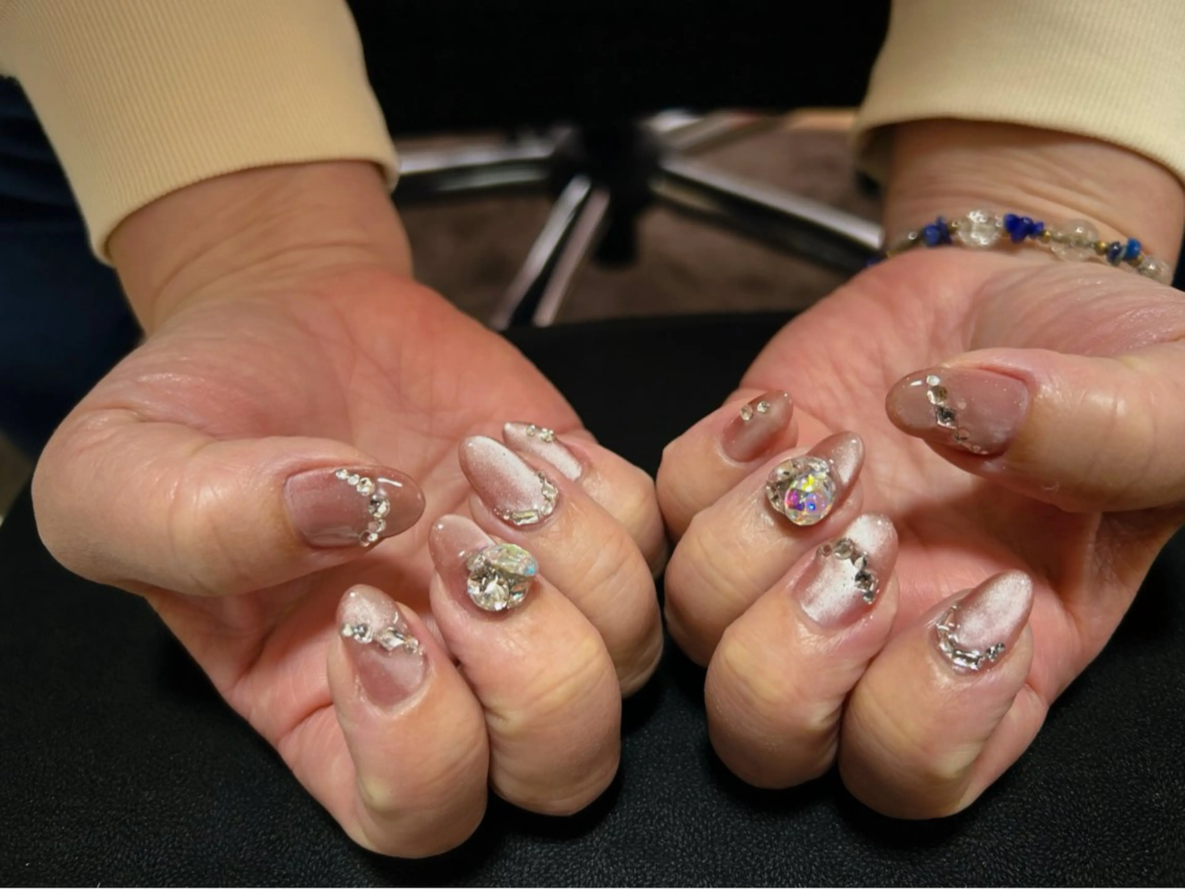 ネイル フットネイル おそろいネイル ハンドネイル i nailのネイルデザイン