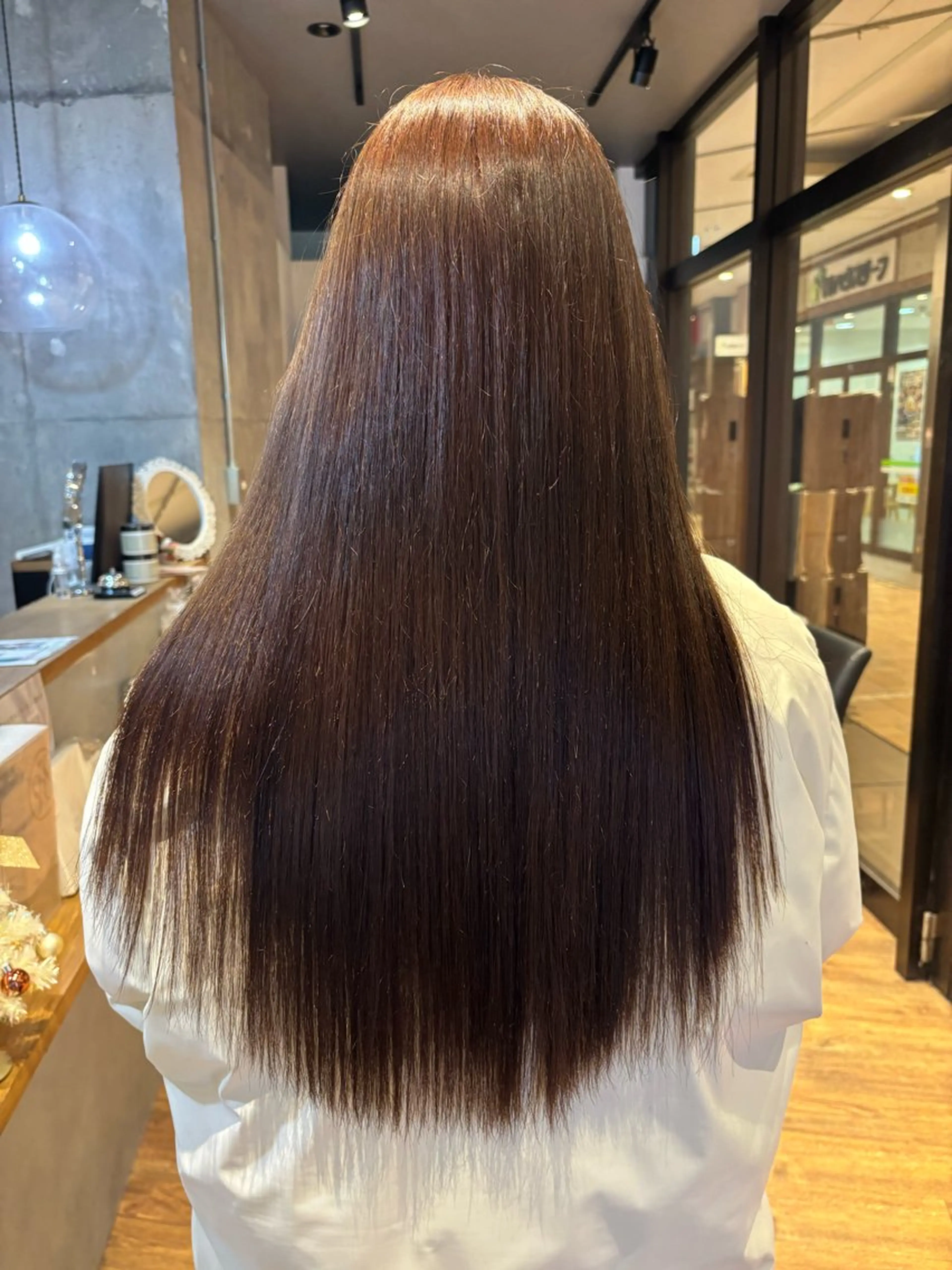 ロング カラー ベージュカラー ヘアカラー トリートメント 🎀ワンレンボブ🎀 ワンカラー　あゆみのヘアスタイル