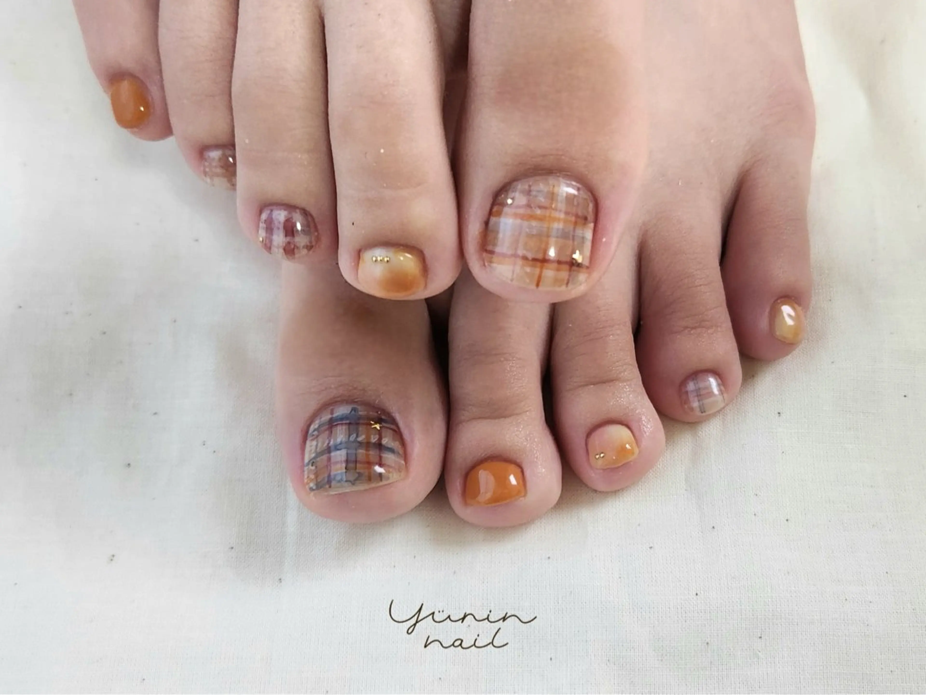 ネイル フットネイル ニュアンスネイル ショートネイル専門 yurin nailのネイルデザイン