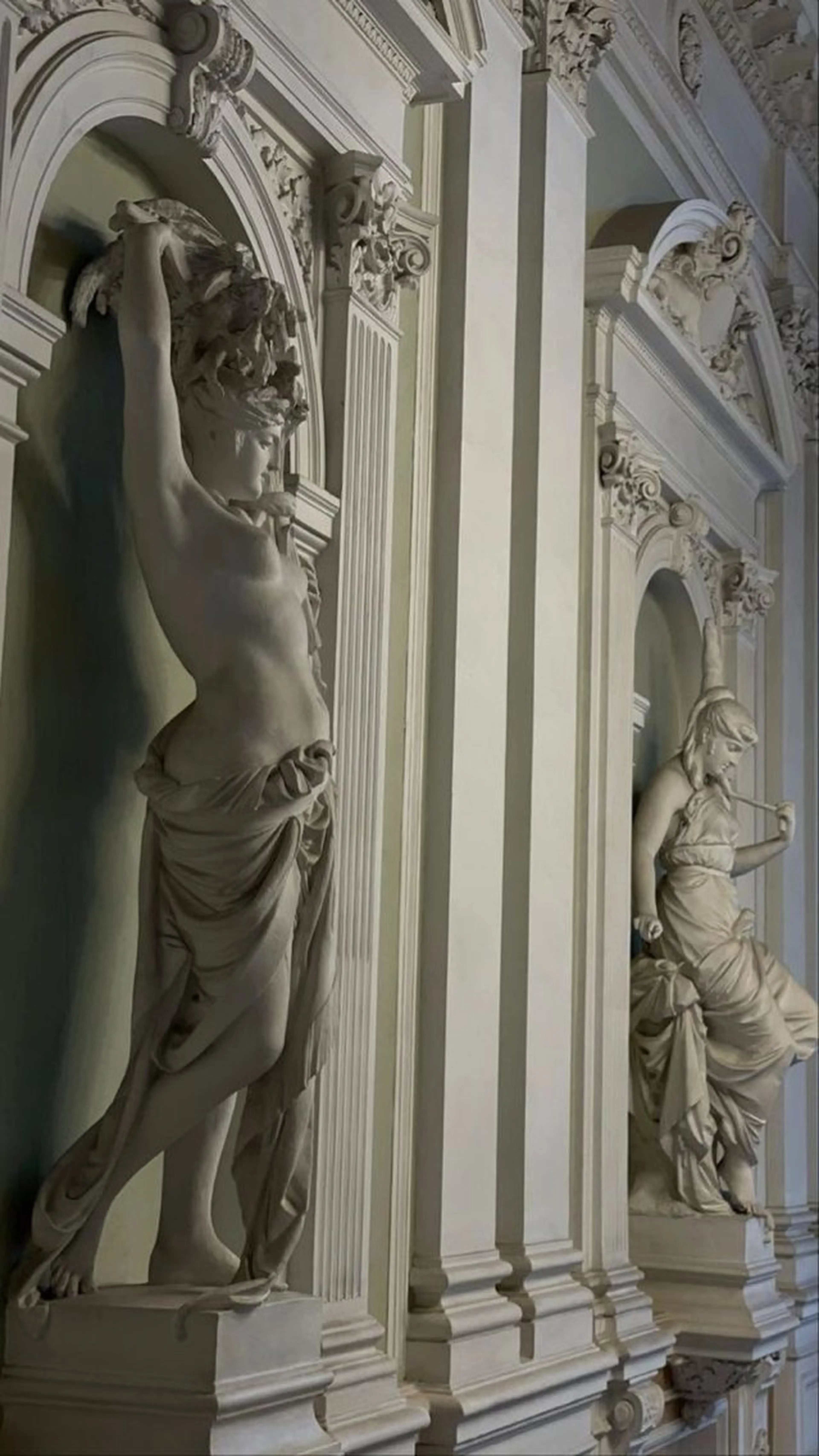 マツエク・マツパ BroTokyo有楽町店所属・Bro Tokyo シェービングのエステ・リラクイメージ