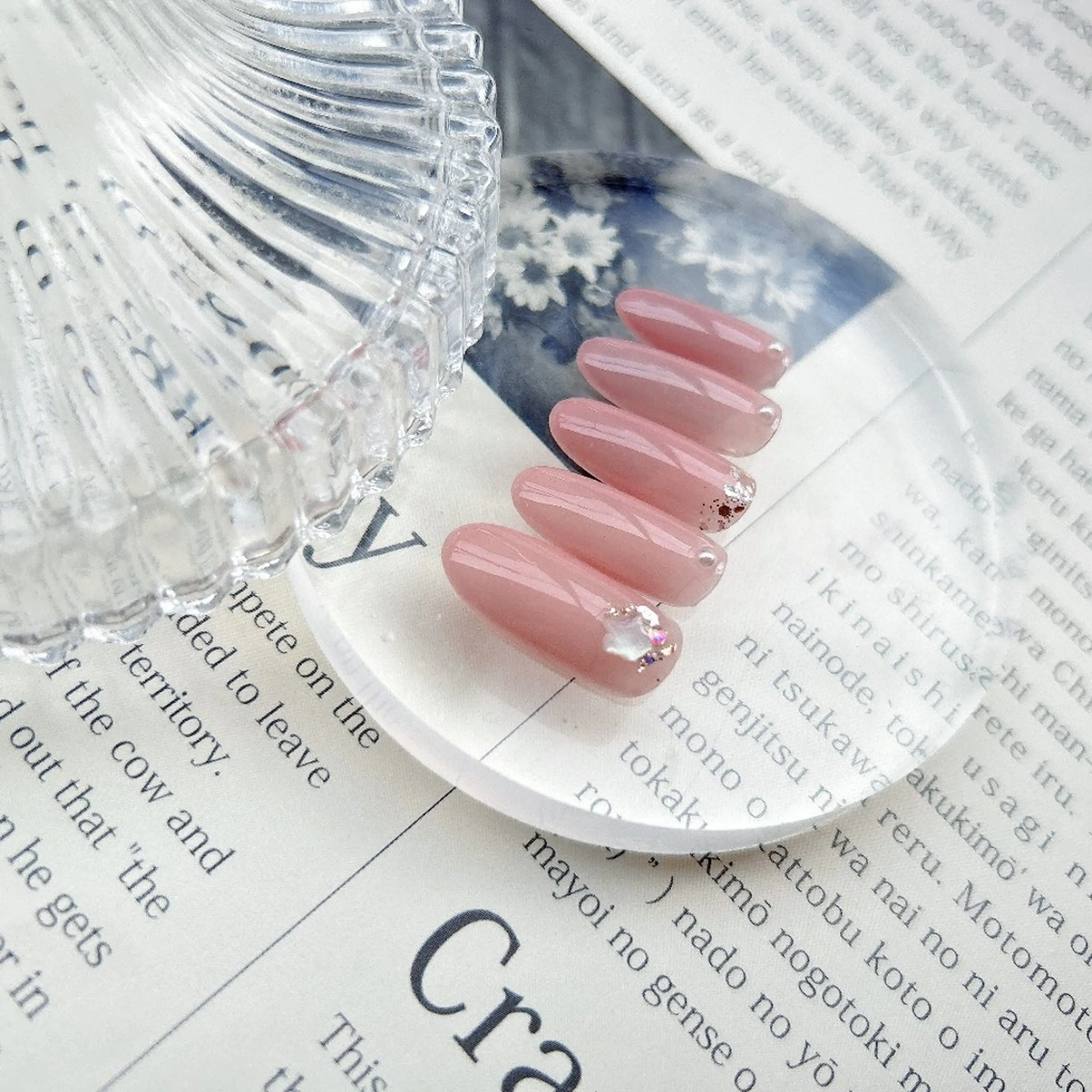 4/13(月)限定！【ネイルオフ無し】ワンカラー＋ストーン10粒プレゼント🎁　¥4400の写真