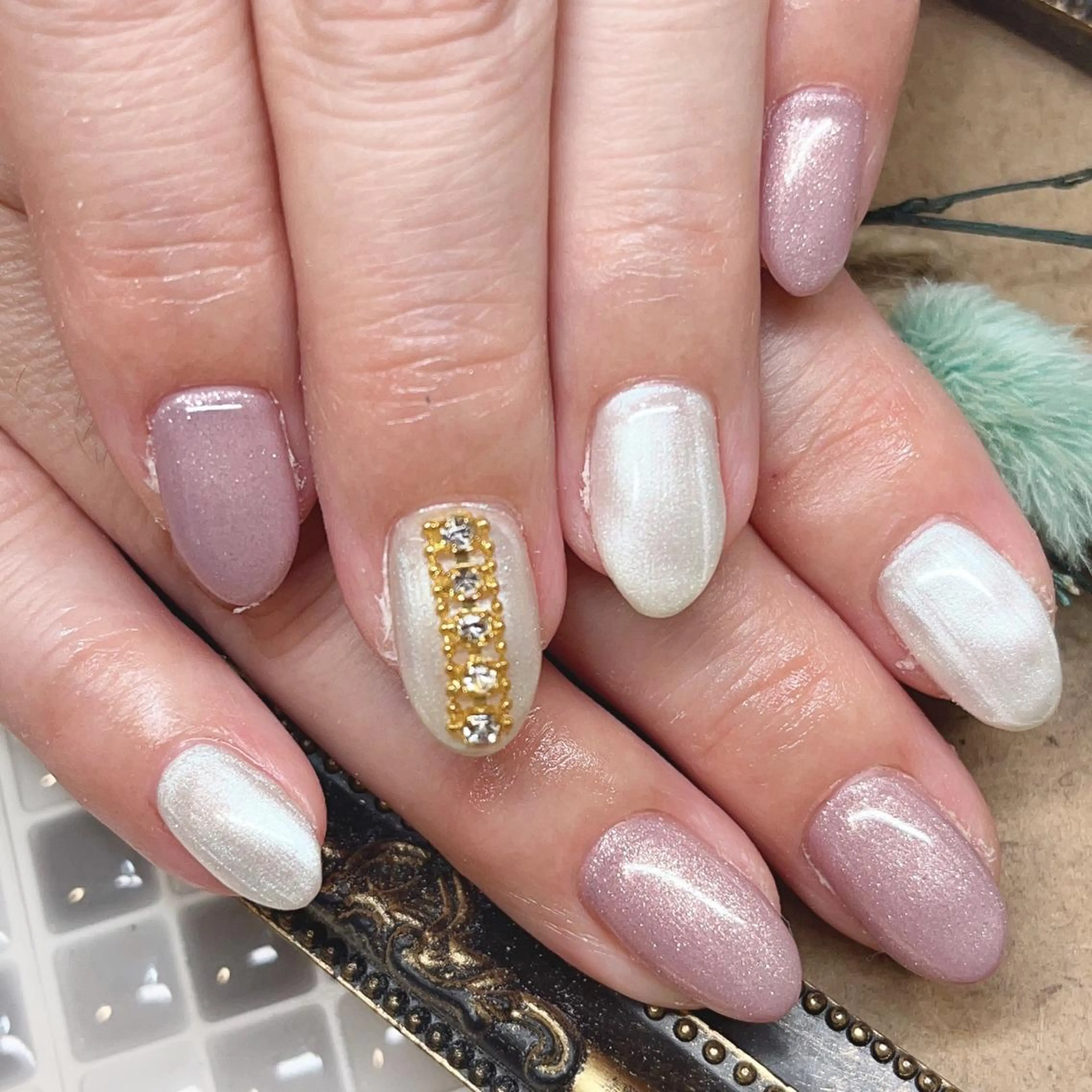 ネイル キラキラネイル nailist yuiのネイルデザイン