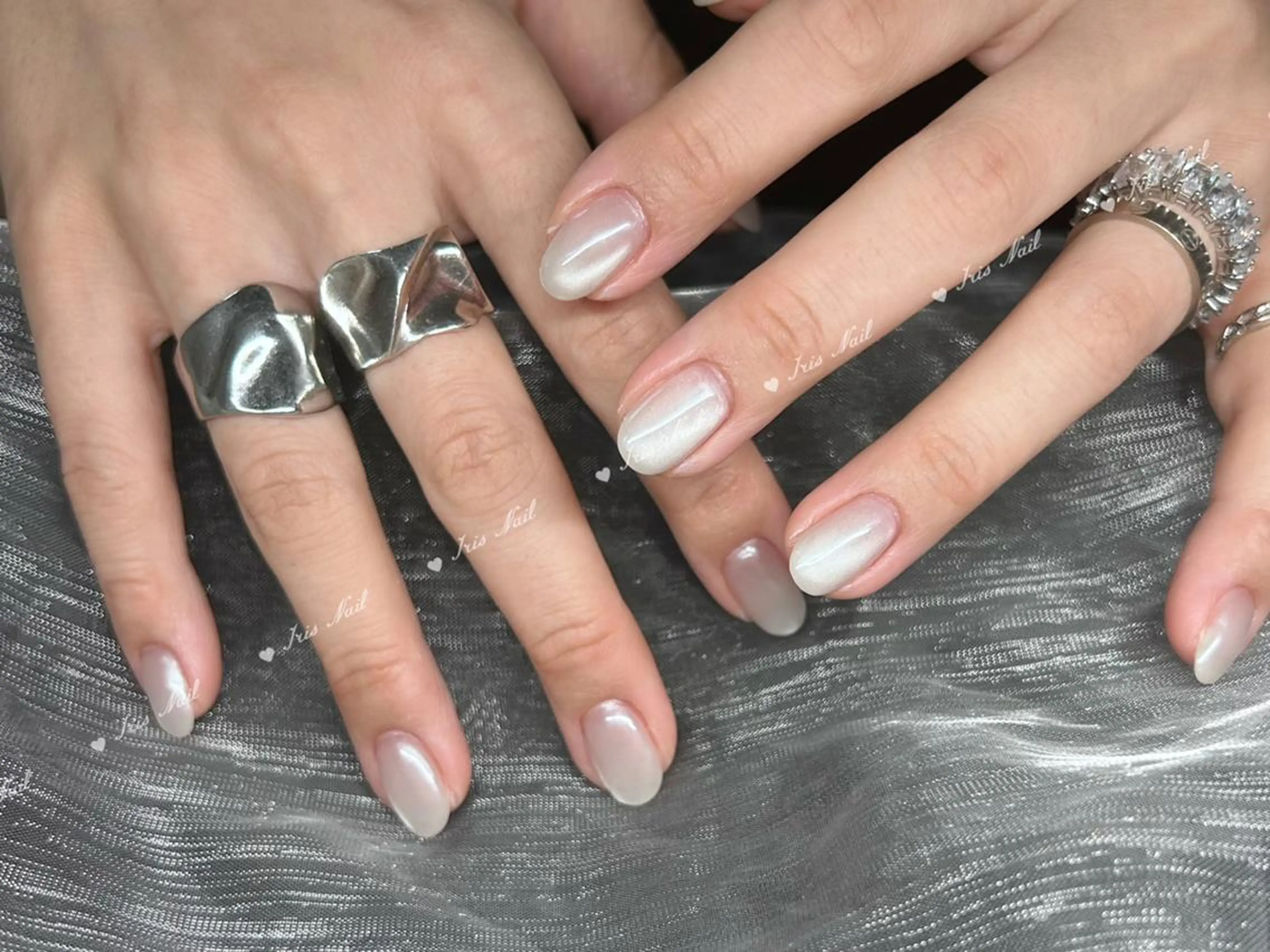 ネイル オーロラネイル ハンドネイル ハンドケア 🍒IRIS Nail🌸のネイルデザイン