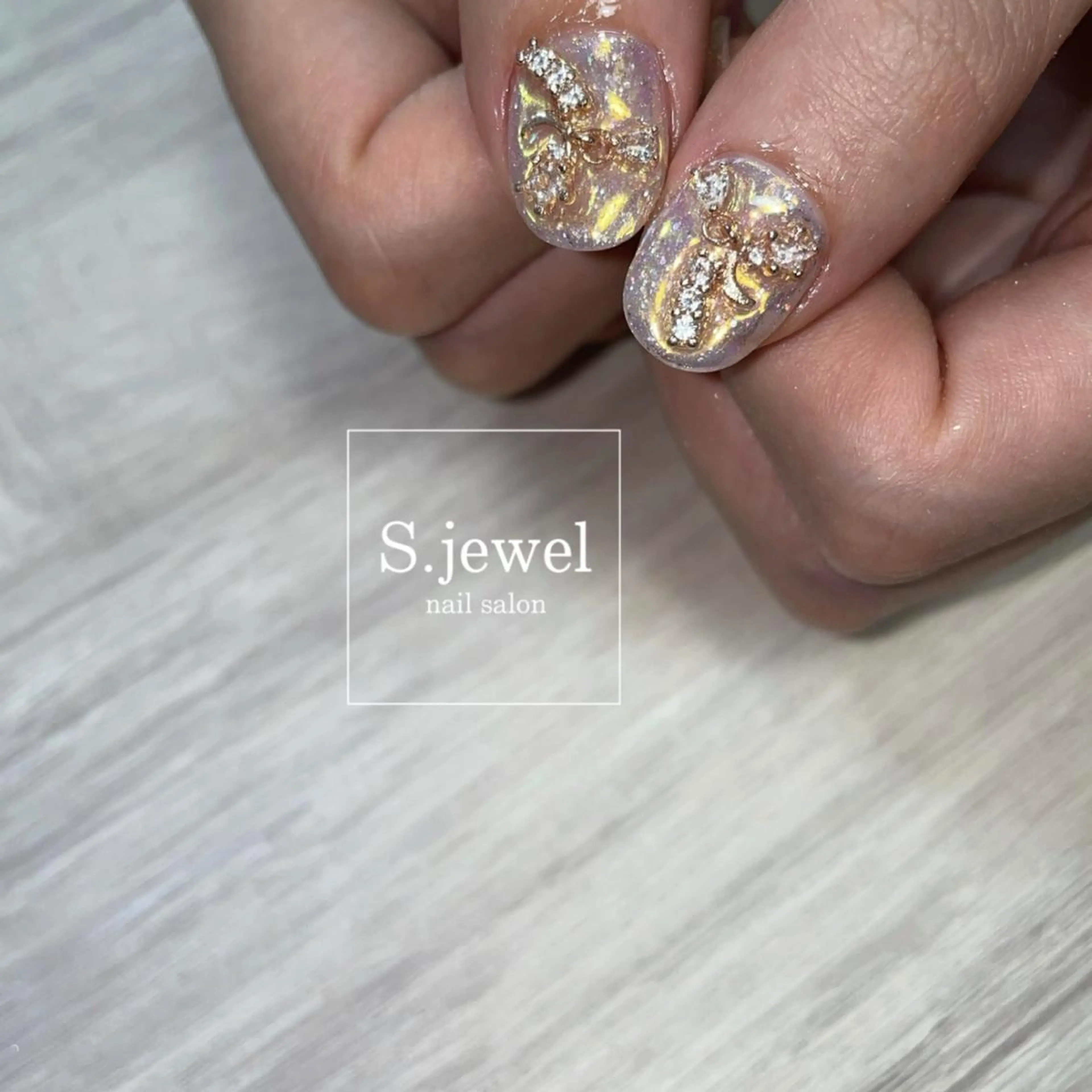 ネイル S. JEWELのネイルデザイン