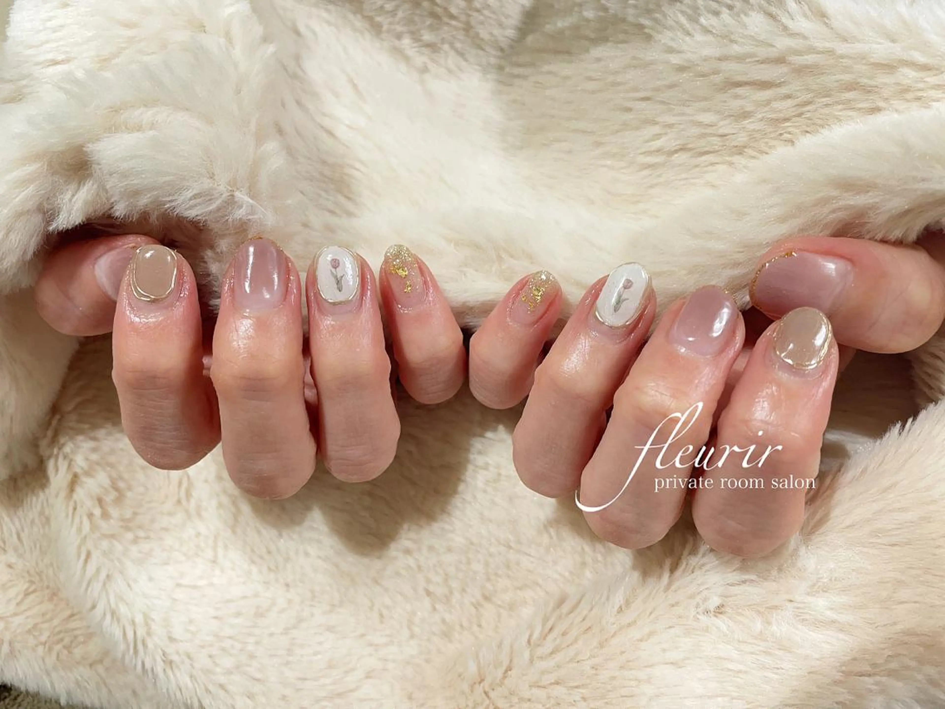 ネイル アートネイル ゴールド ミラーネイル フルリール 【プライベートサロンのネイルデザイン