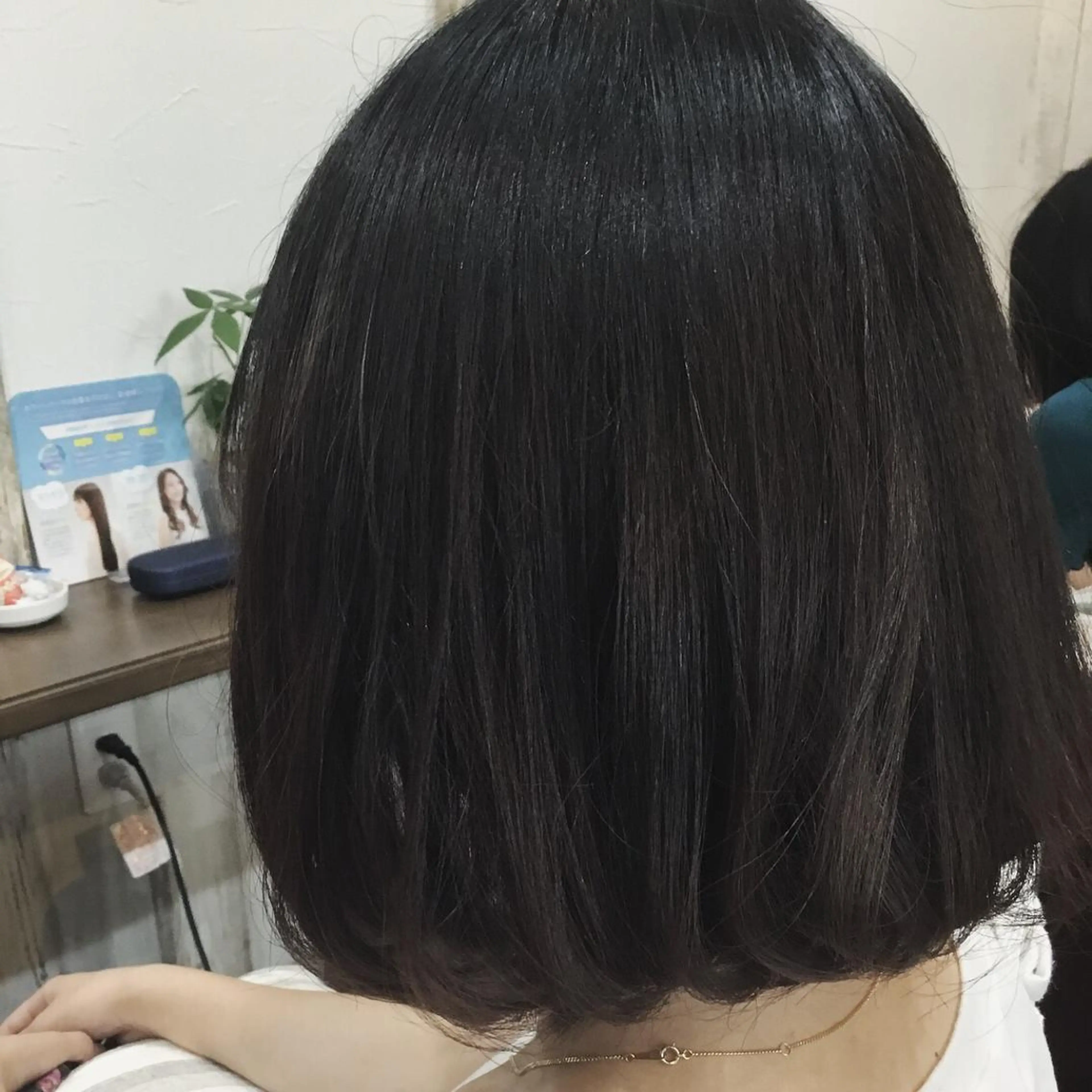 ミディアム embrace エンブレイスのヘアスタイル