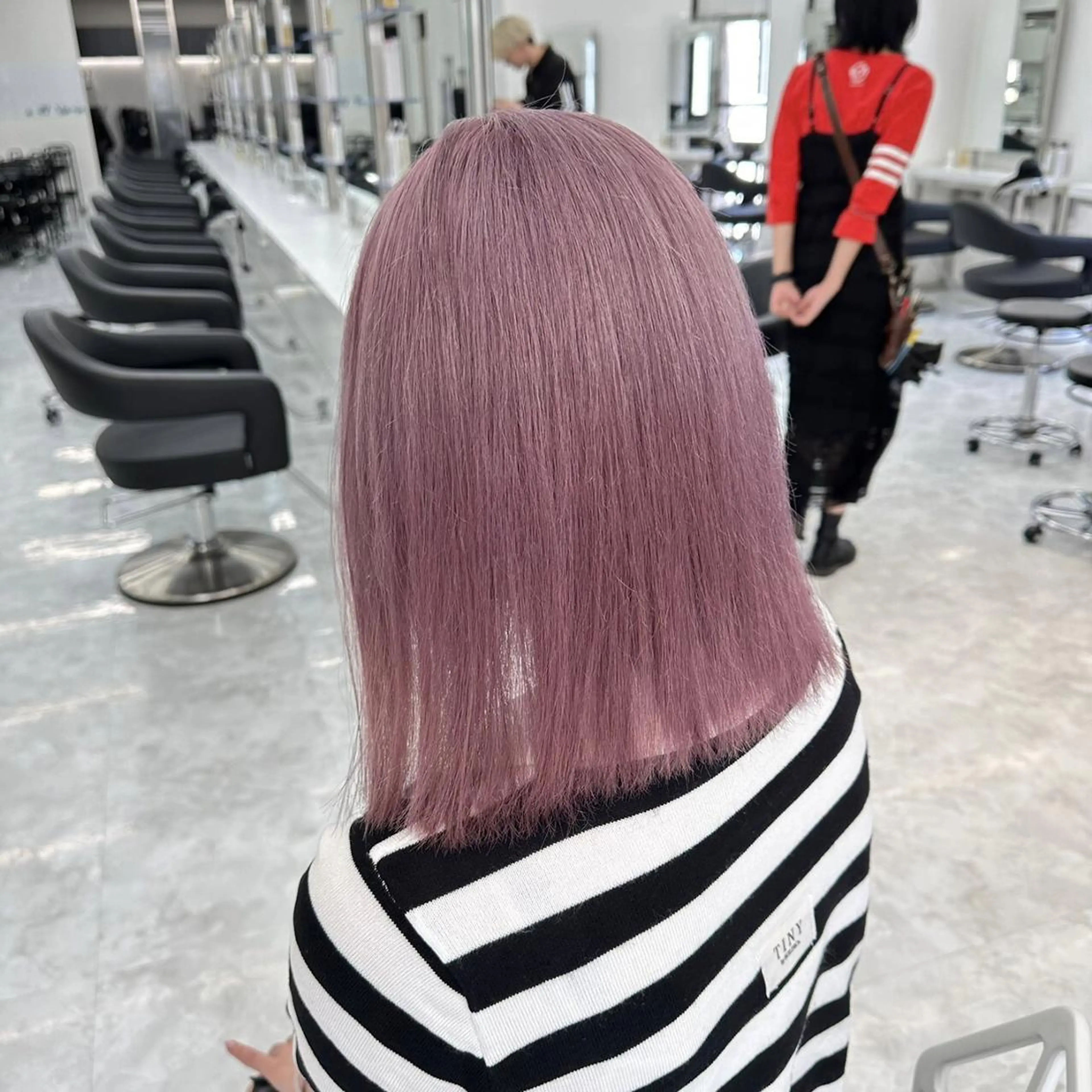 カラー ヘアカラー トリートメント 名古屋ムラ修正 ハイトーンのヘアスタイル