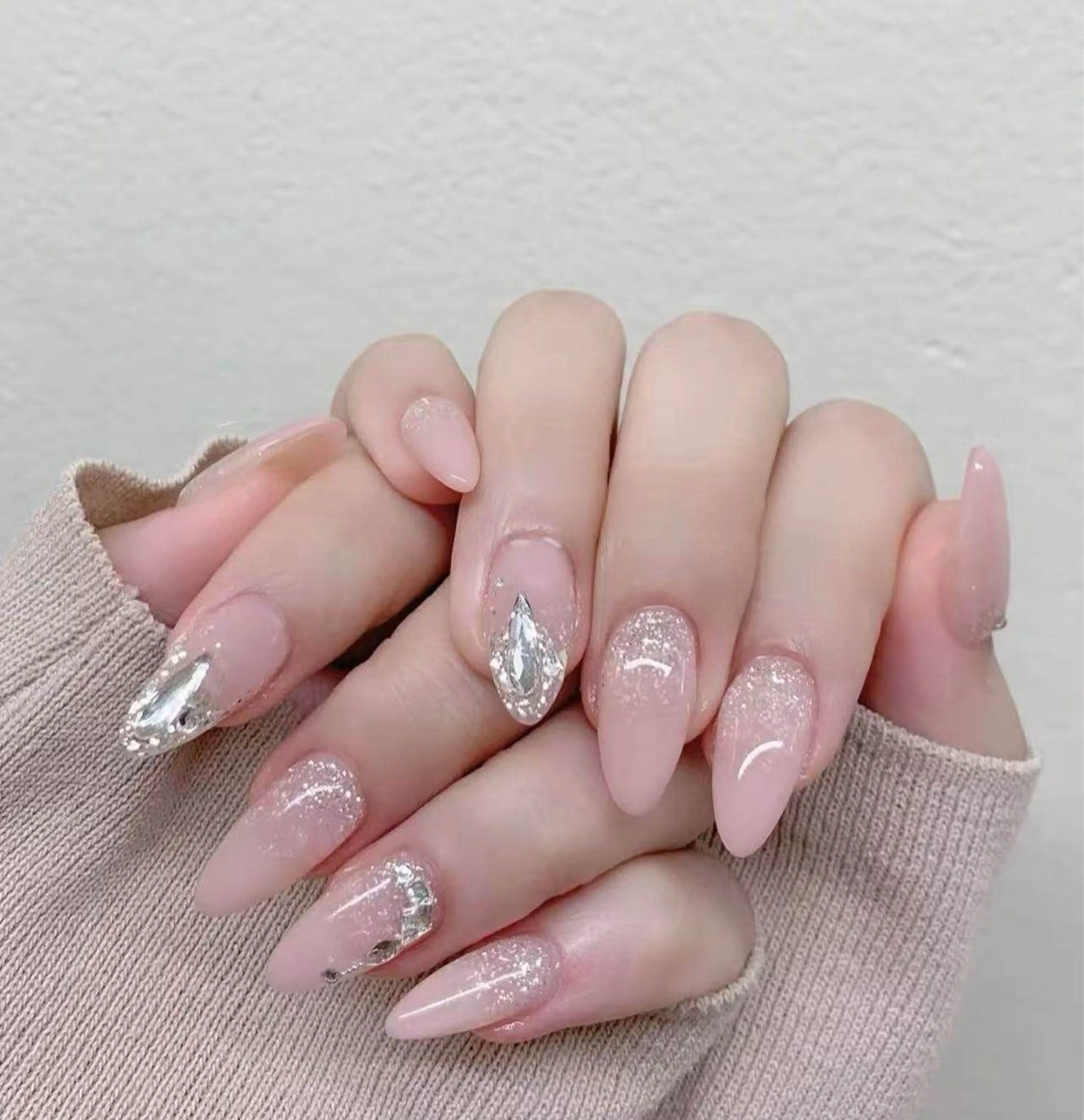 ネイル フラワーネイル フレンチネイル ジェルネイル ガラスフレンチ ハート ハンドネイル BabyYouMi nailのネイルデザイン