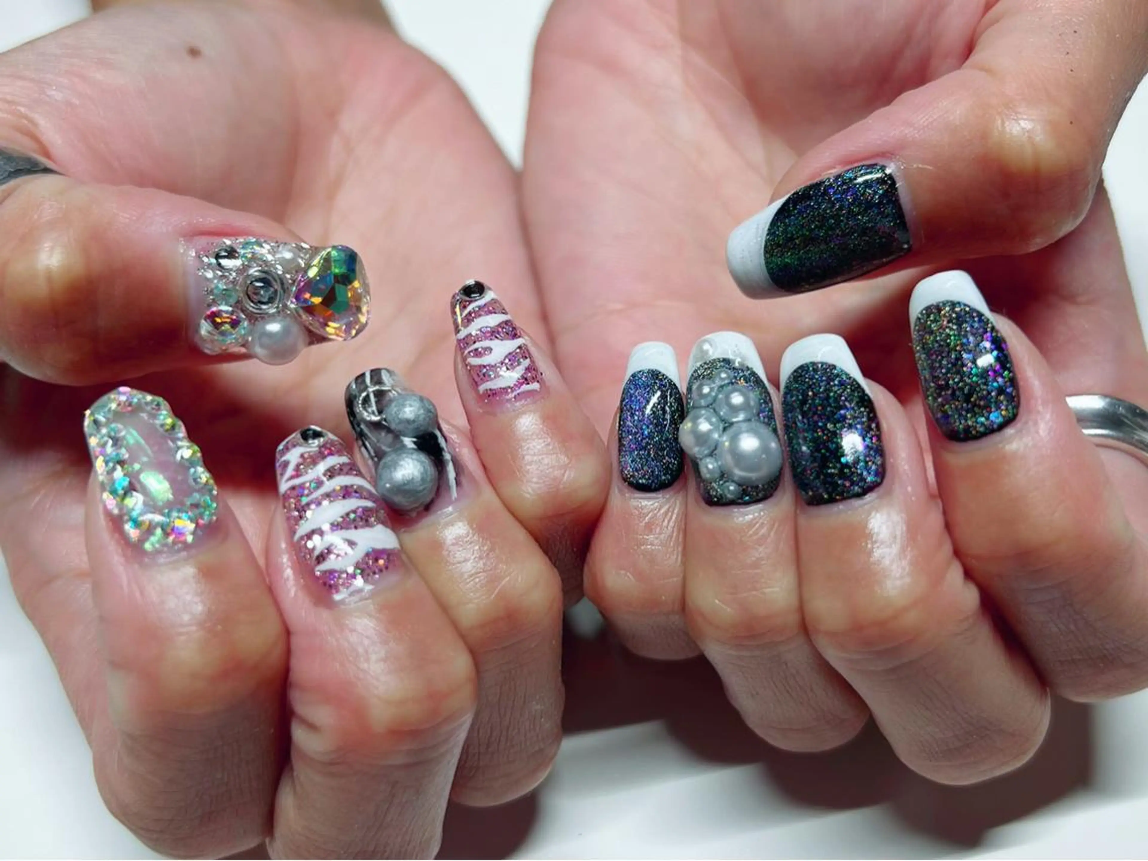 ネイル ハンドネイル IRAS..nail ＥＲＩＫＡのネイルデザイン