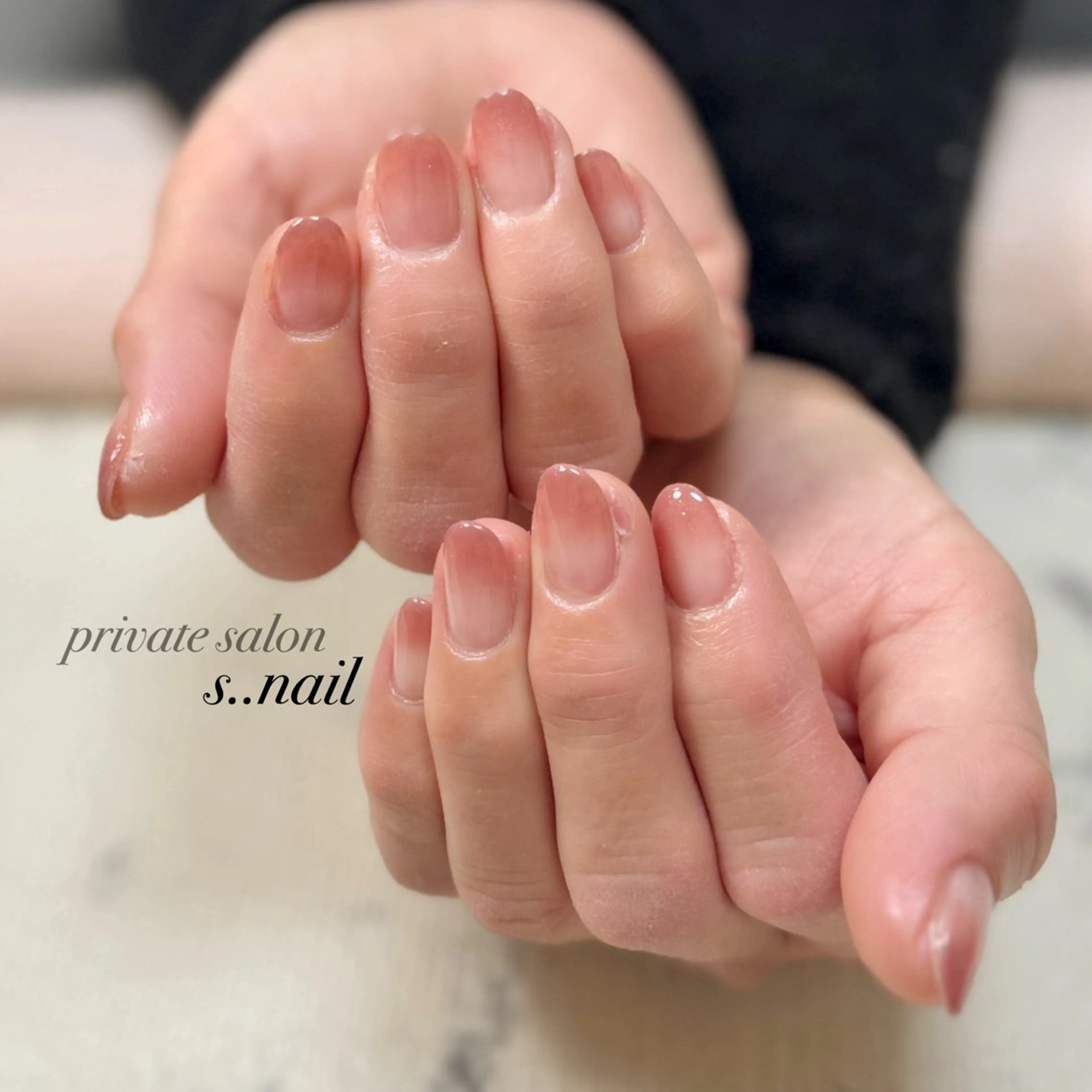 ネイル グラデーション ラメ(グリッター) ハンドネイル フットネイル s..nail / MORITAのネイルデザイン