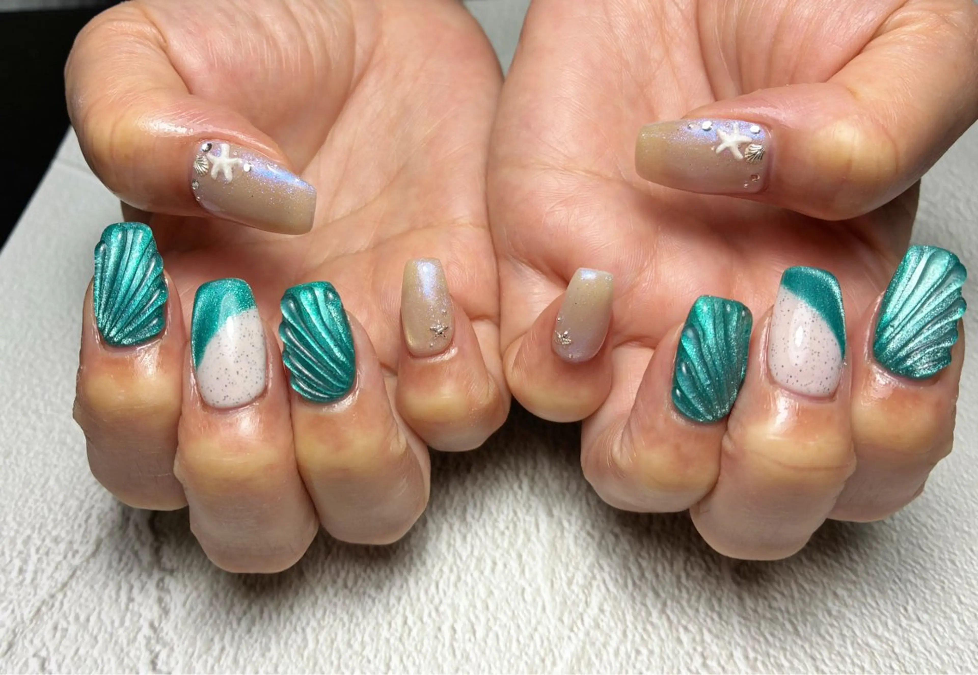 ネイル ハンドネイル ネイルサロン Bebeのネイルデザイン