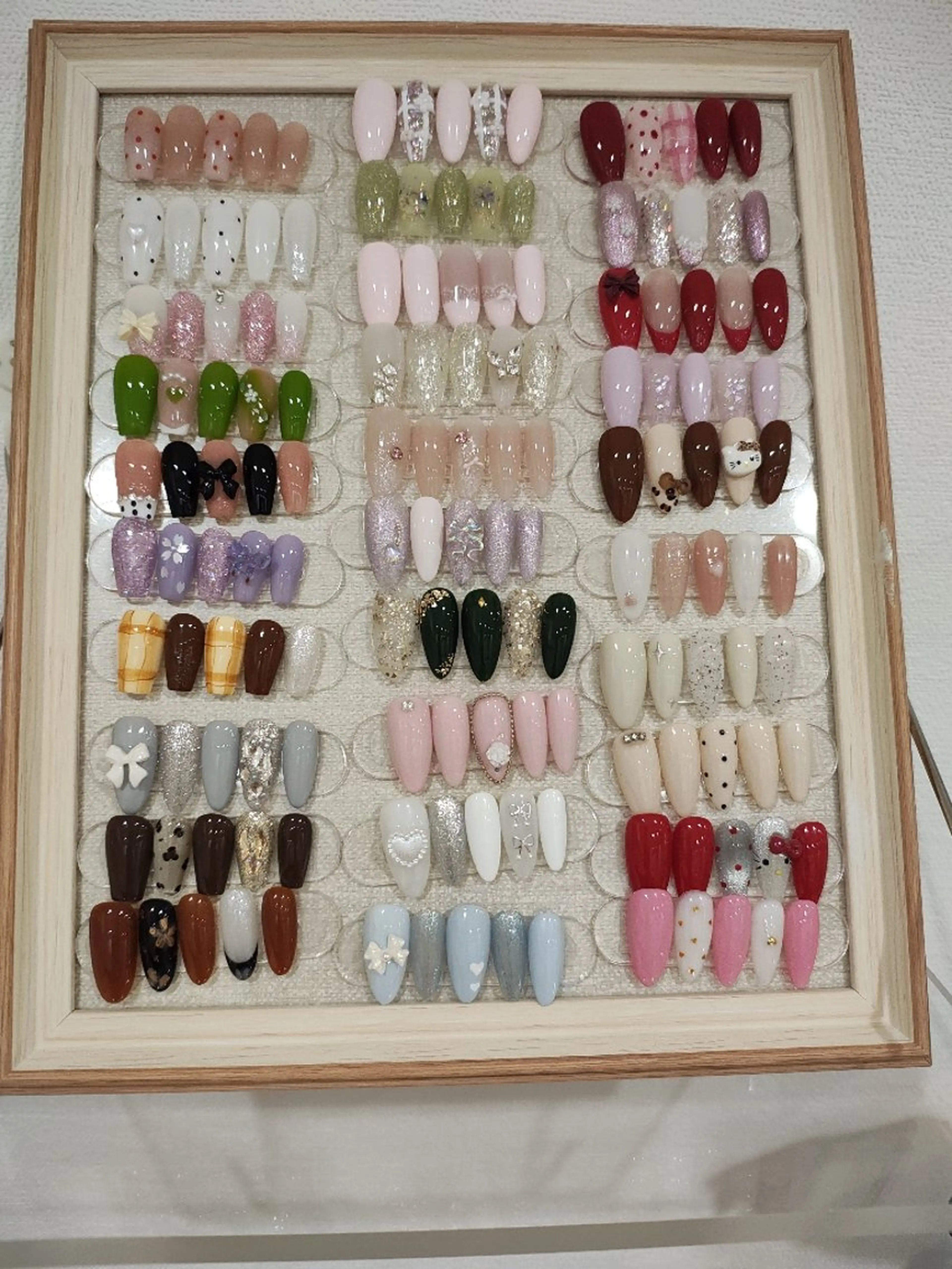 ネイル シンプルネイル ハンドネイル ラン 花花．nailのネイルデザイン