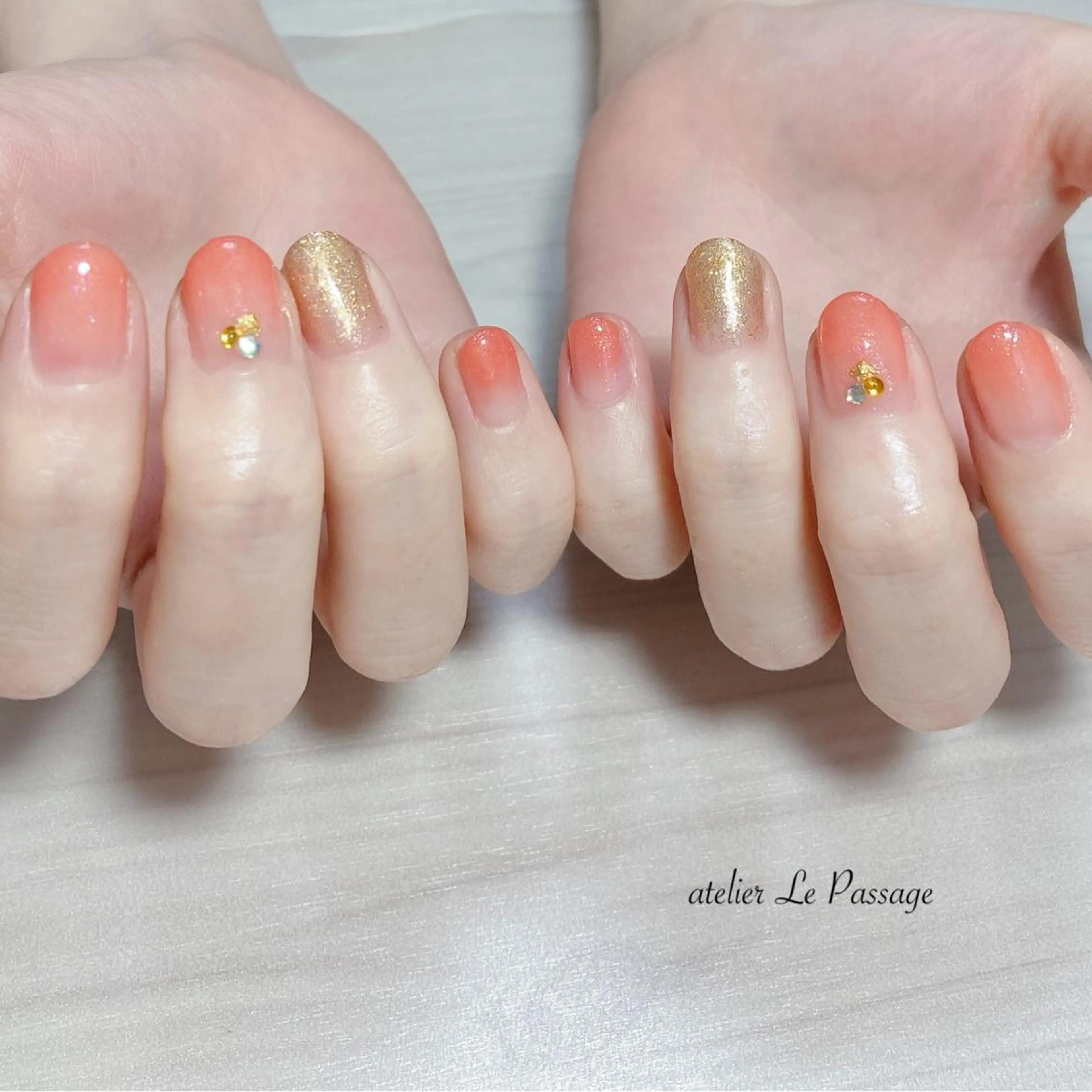 ネイル 長さ出し ジェルネイル グラデーション マグネットネイル オフィスネイル Atelier Le Passage所属・h nakatsukaのネイルデザイン