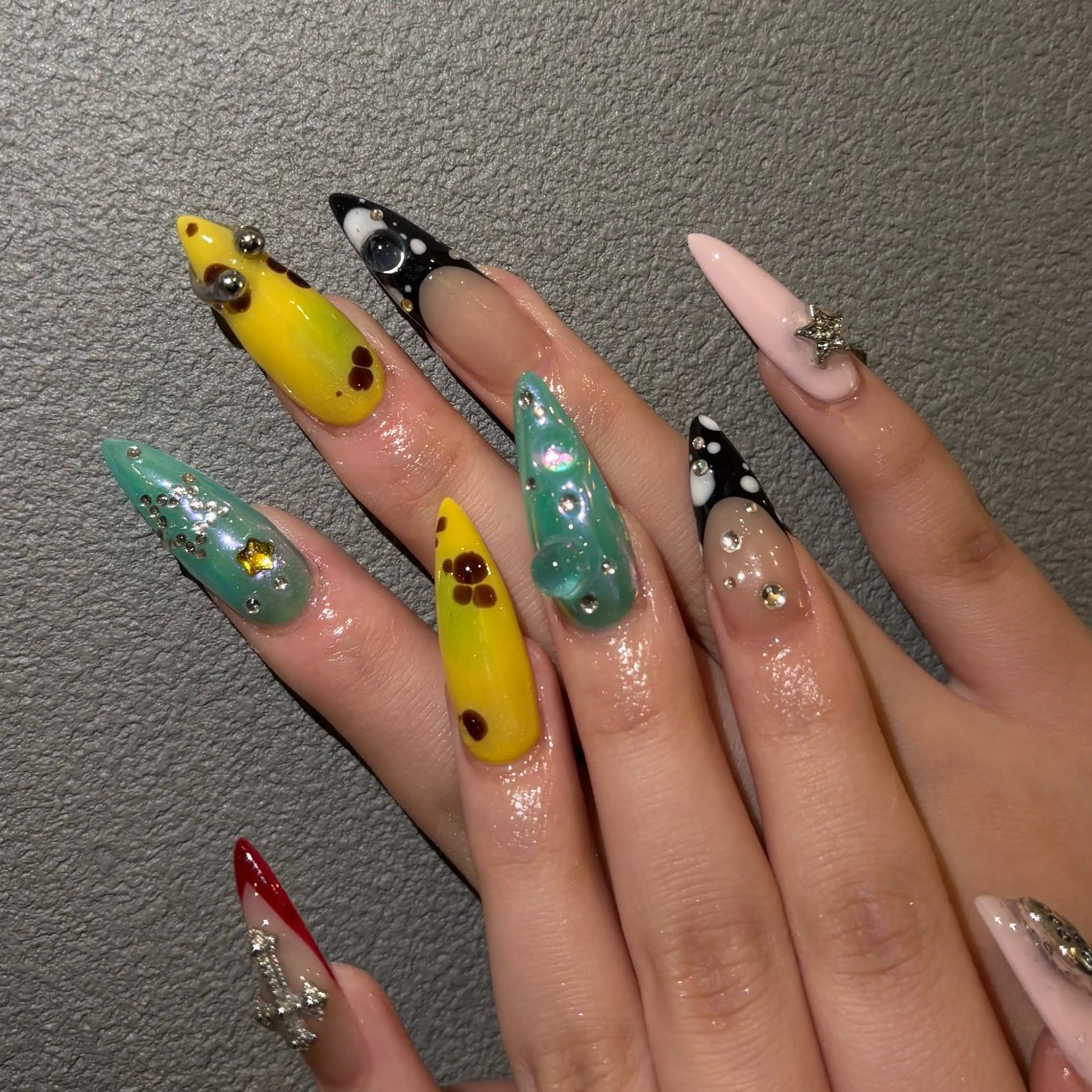 アクリル長さだしfull artコース🩵の写真