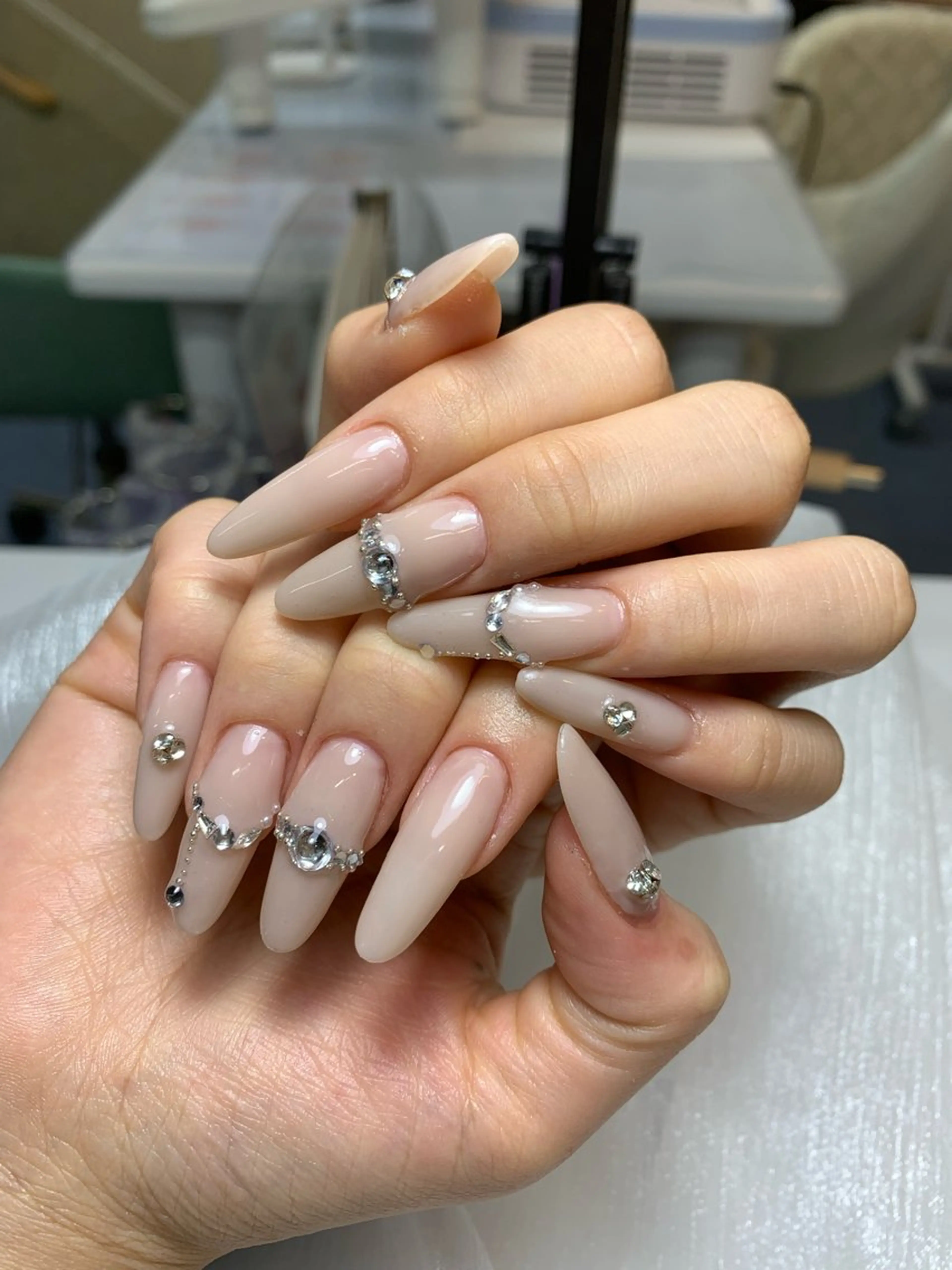 ネイル ハンドネイル HANA 川越東口ネイルサロンのネイルデザイン