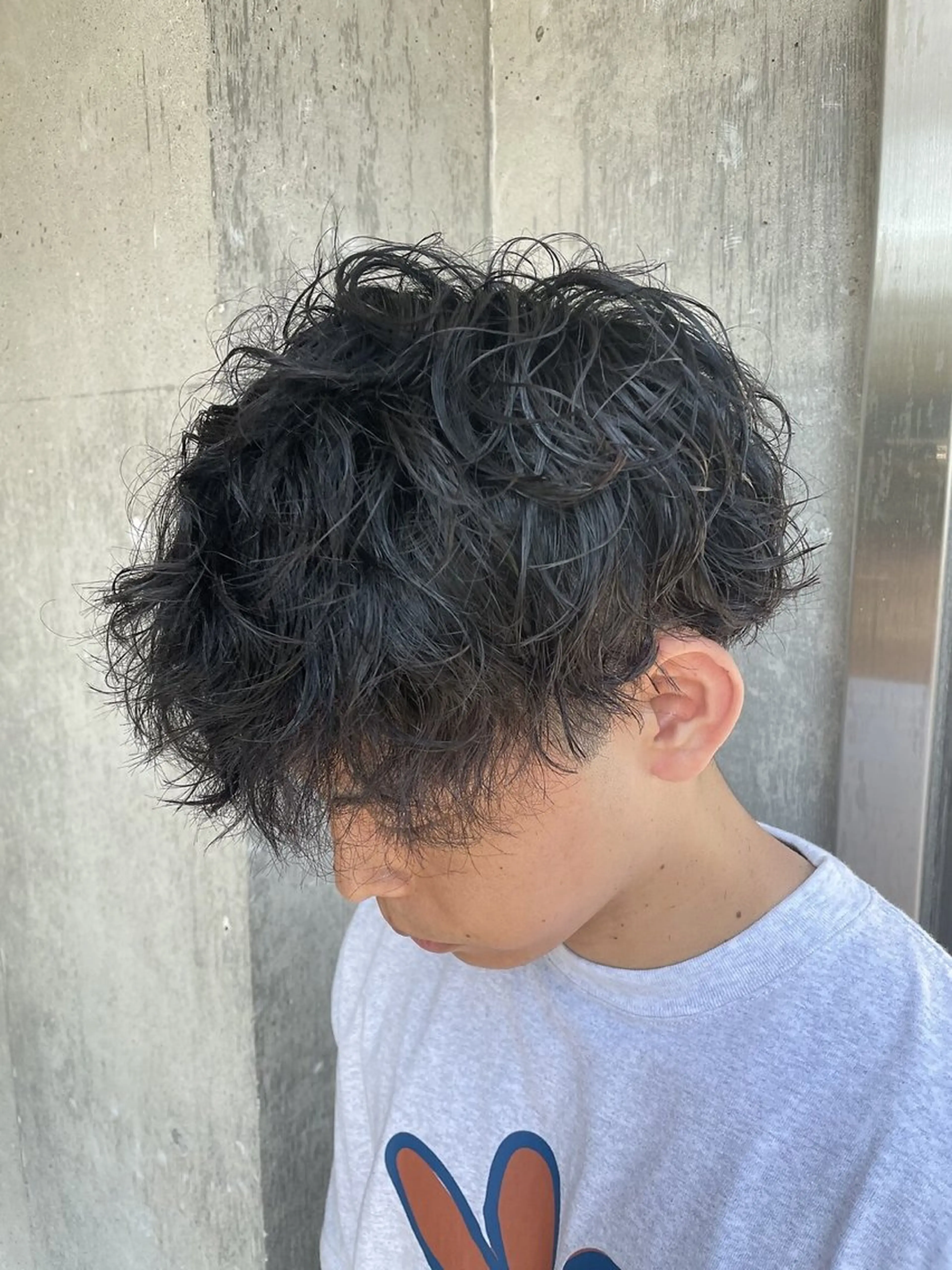 ショート パーマ メンズ メンズバレイヤージュ メンズブリーチ メンズハイライト メンズインナーカラー メンズメッシュ カット 髪質改善/透明感 OAK兵庫のヘアスタイル