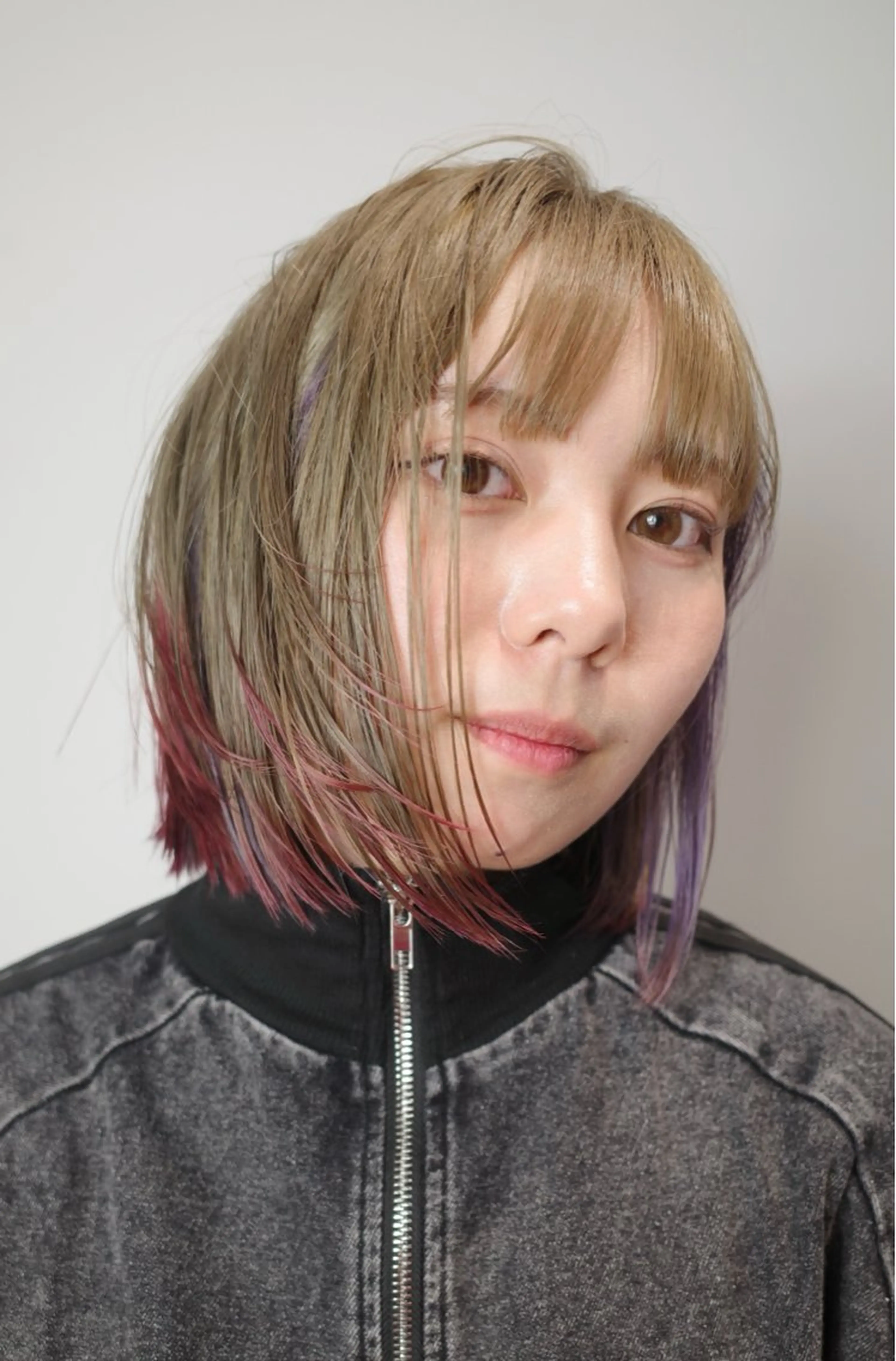 ミディアム カラー 和夢/メンズカット/ パーマ/ハイトーンのヘアスタイル