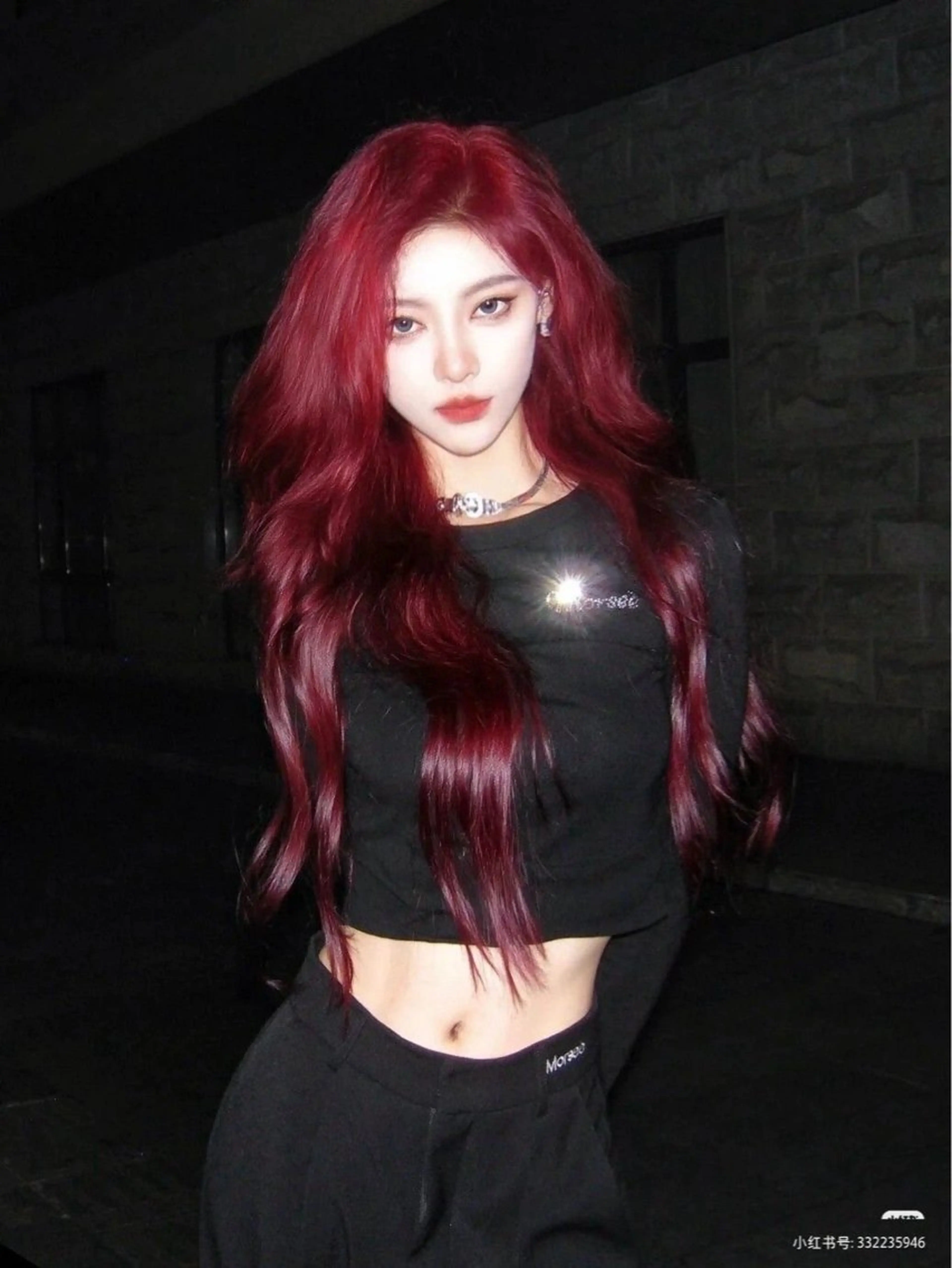 ロング 𝑲𝑶𝑲𝑶🦋 暖色ワンホン🌹💋のヘアスタイル