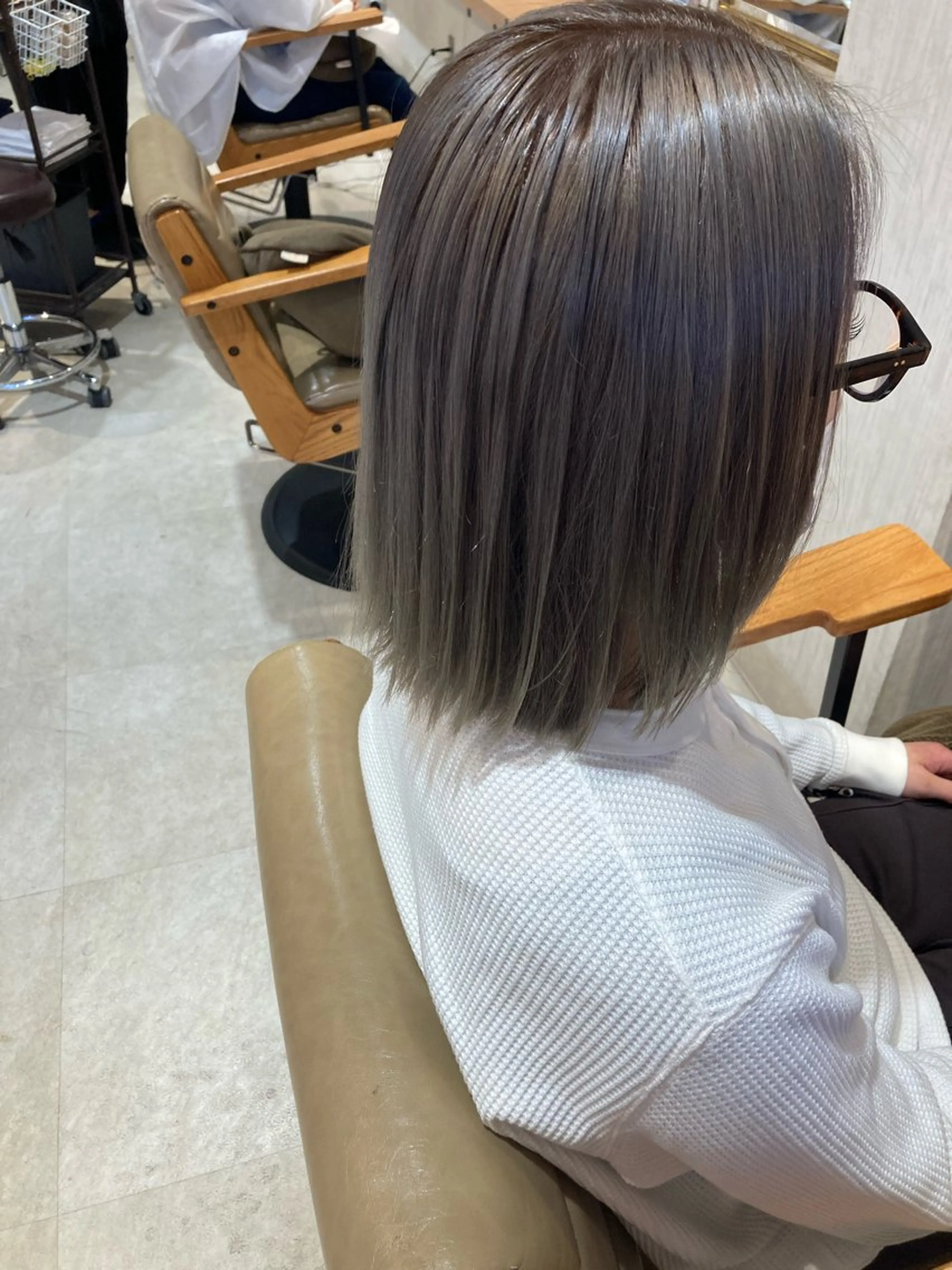 ミディアム ヘアカラー ツヤカラー3850 まいのヘアスタイル