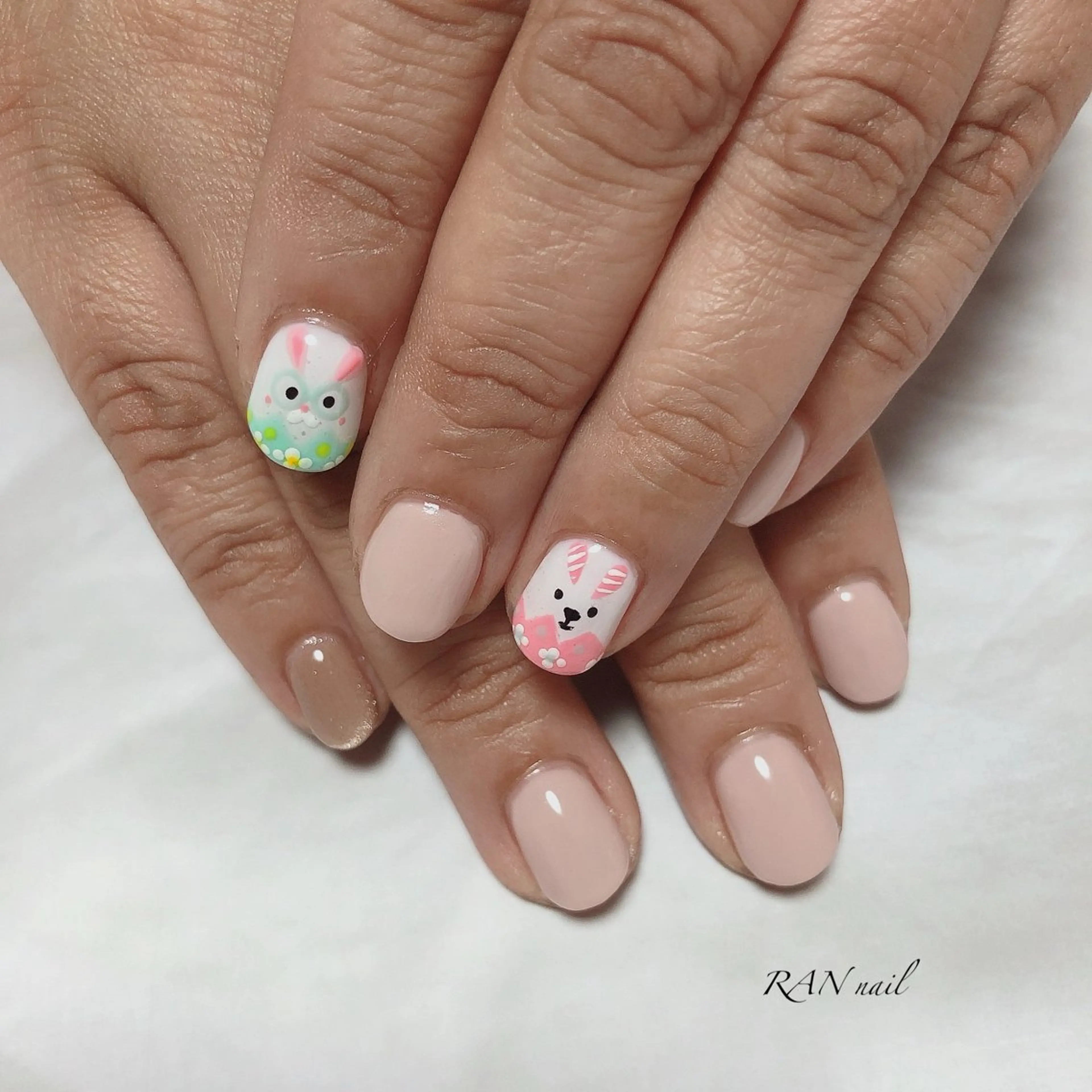 ネイル イースター ワンカラーネイル ショートネイル シンプルネイル RAN nail 〜ランネイル〜所属・RAN nailのネイルデザイン