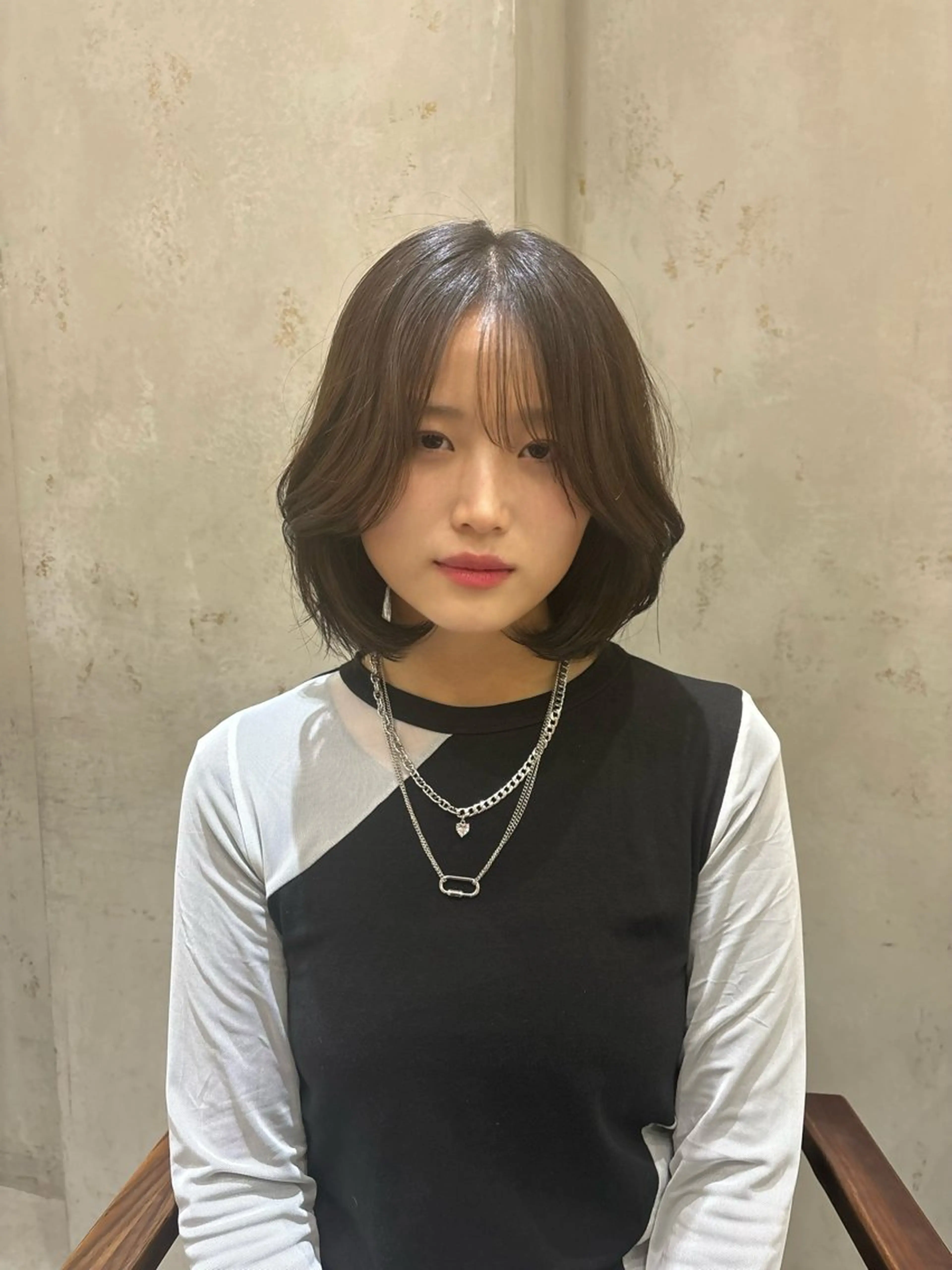 ミディアム ボブ 韓国風ヘア 似合わせカット うる艶縮毛カラー✨ たいよう☀️のヘアスタイル