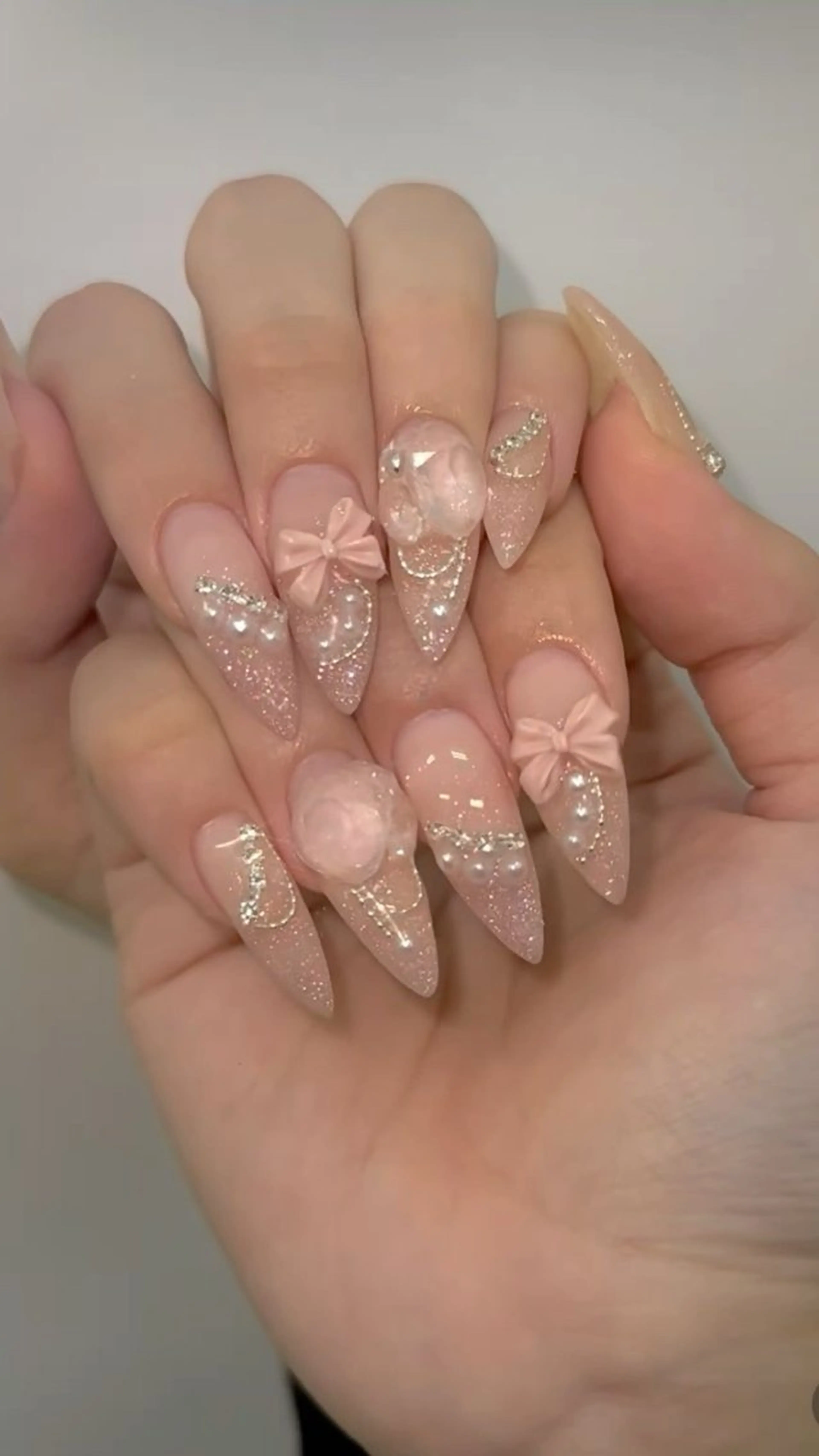 ネイル 韓国ネイル ニュアンスネイル シンプルネイル 春ネイル バレンタイン Nihonthy Nail 新宿のネイルデザイン