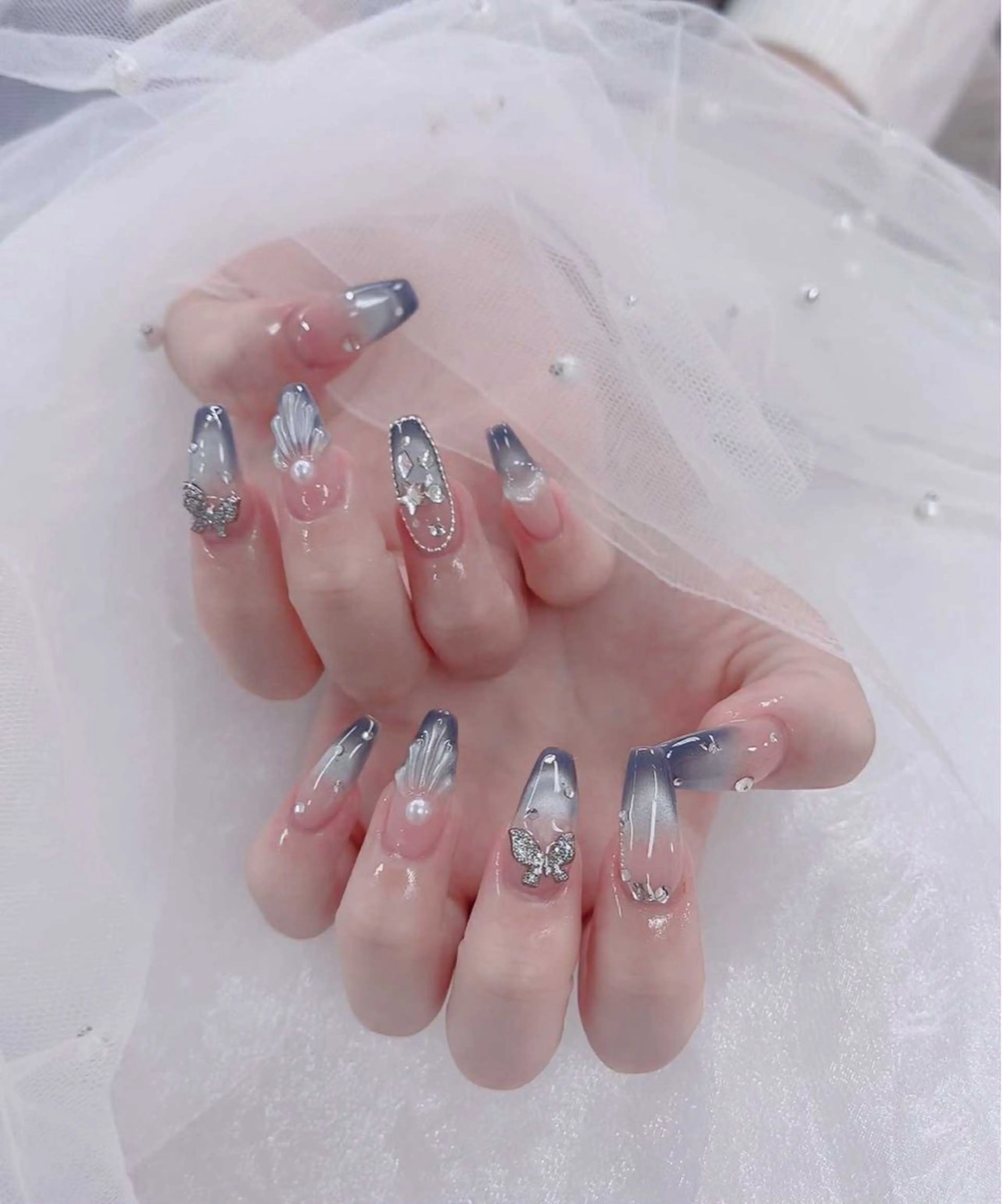 ネイル ジェルネイル グラデーション ロングネイル 持ち込み スカルプネイル MIYU nail リナのネイルデザイン