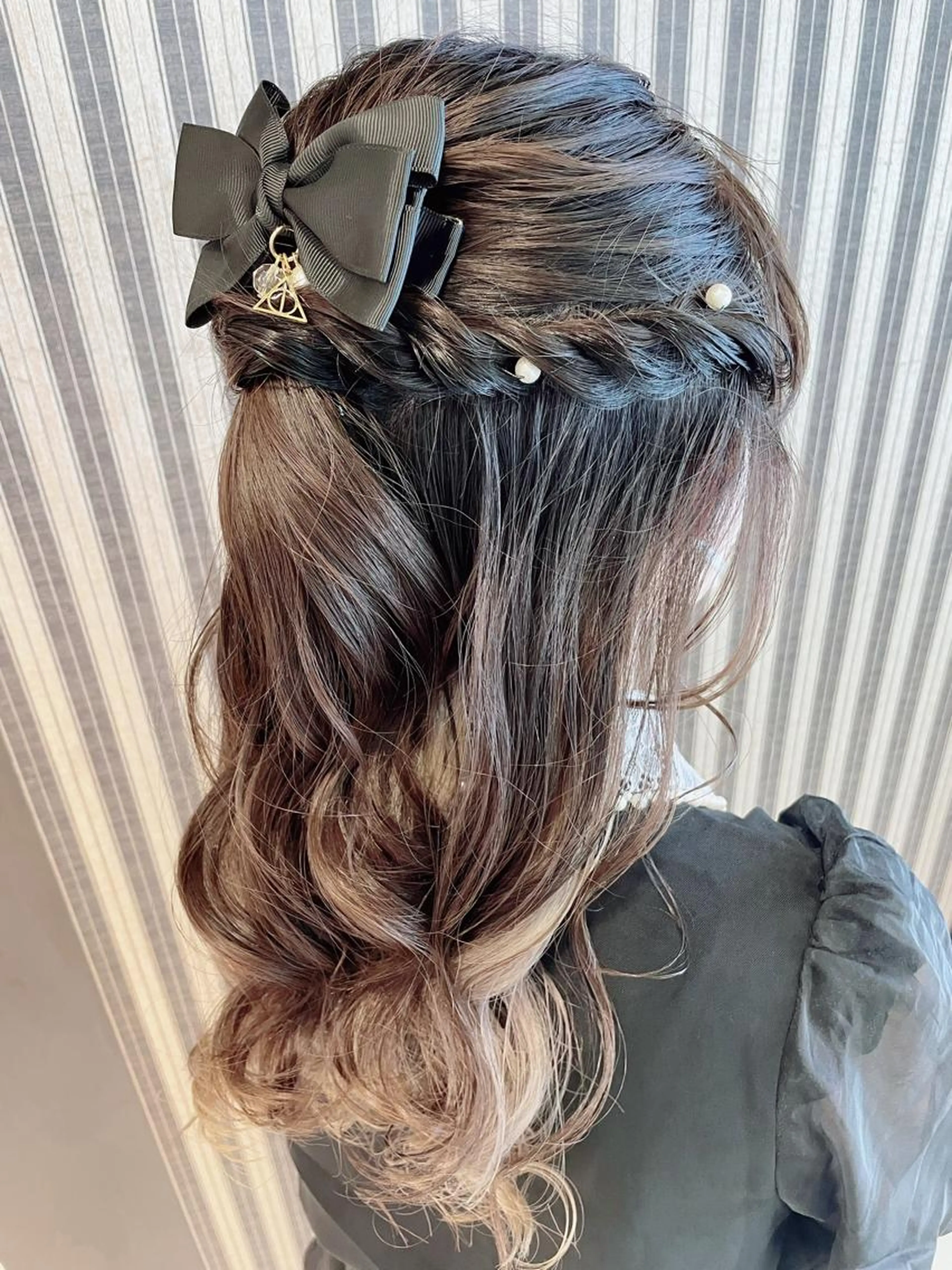 【パーツの持ち込みOK🙆🏻♀️】ダウンスタイルヘアアレンジの写真