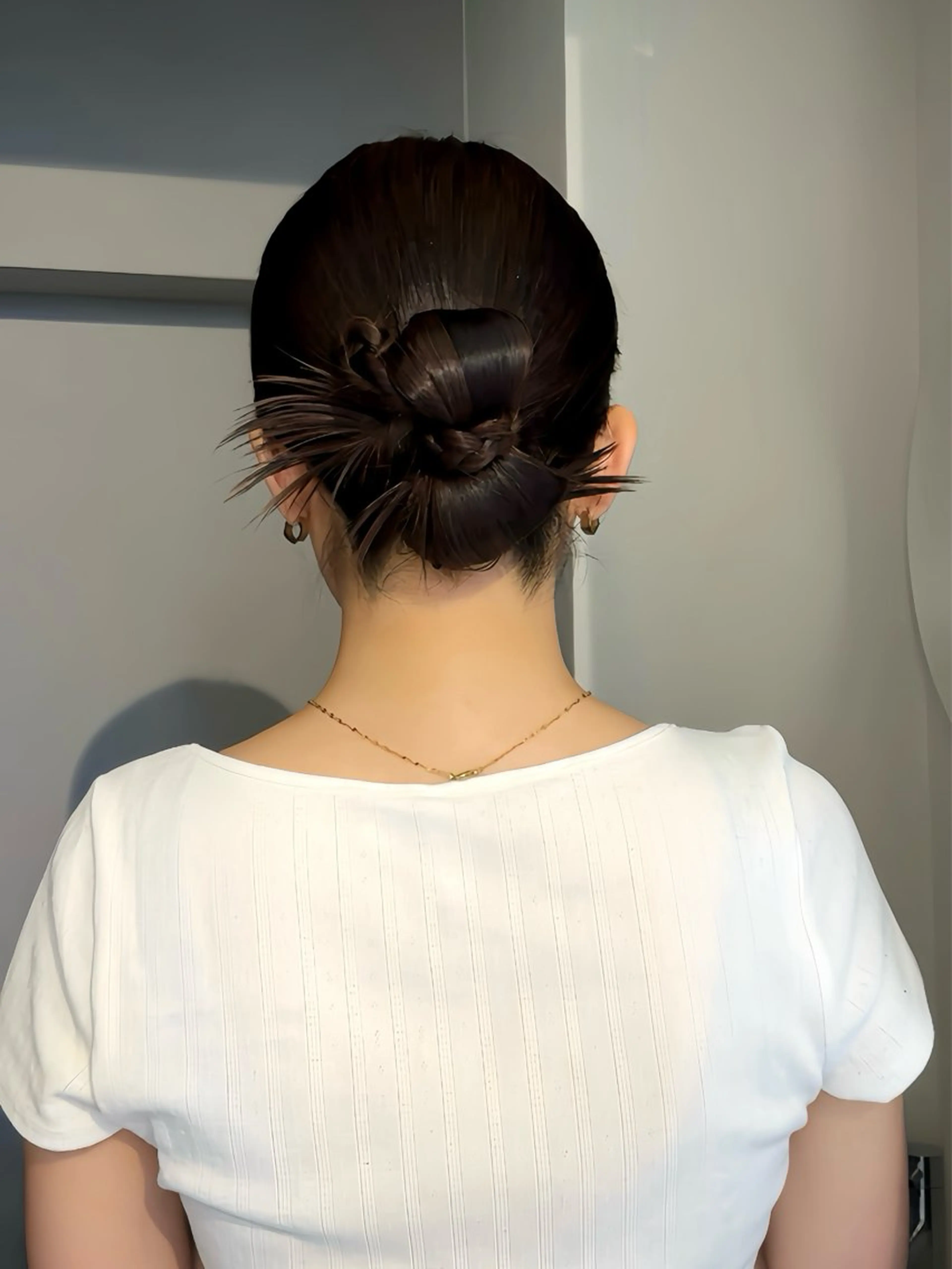 セミロング カラー ヘアアレンジ 結婚式・ブライダル ヘアセット mina 🌷のヘアスタイル