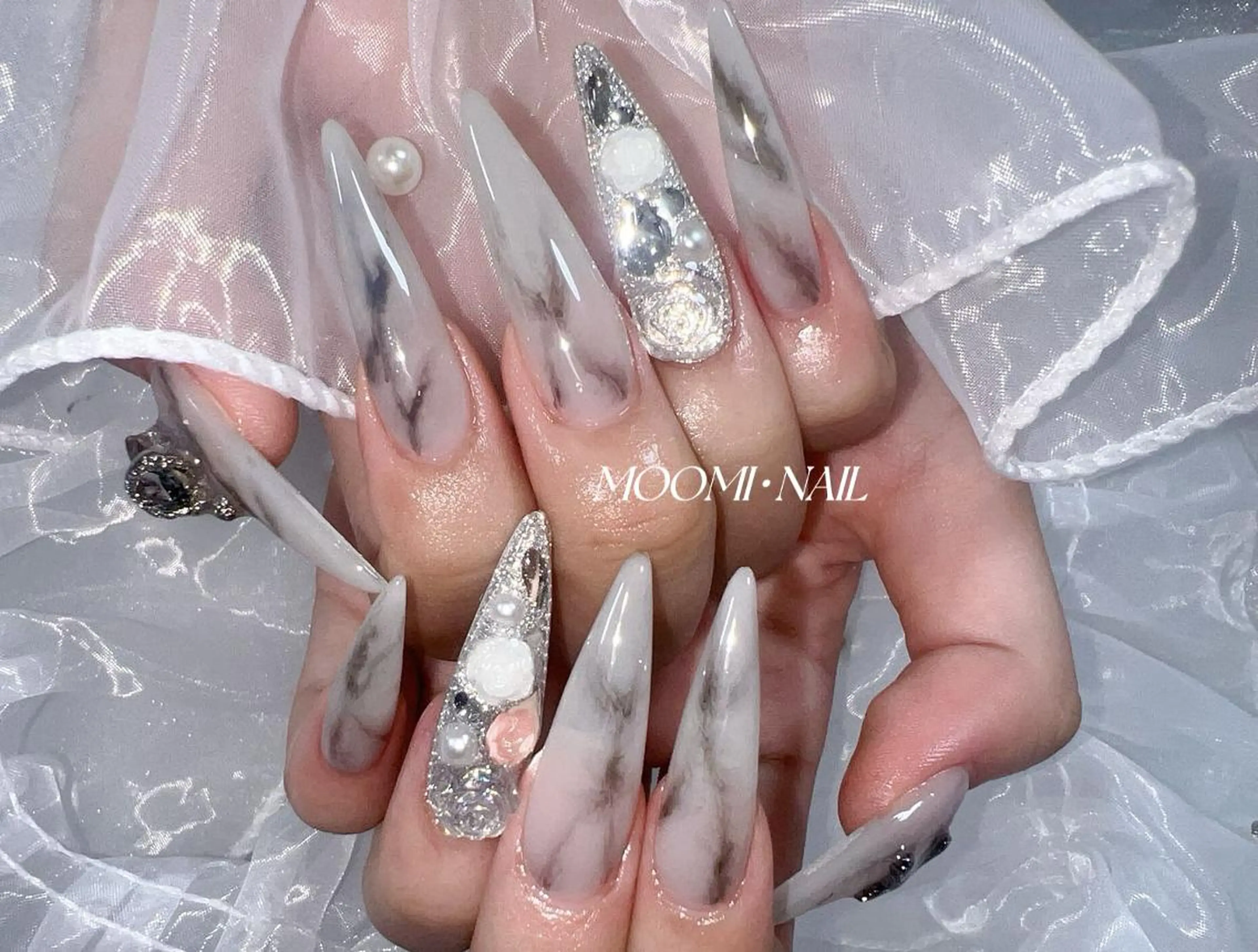 ネイル moomi nail スカルプ専門のネイルデザイン