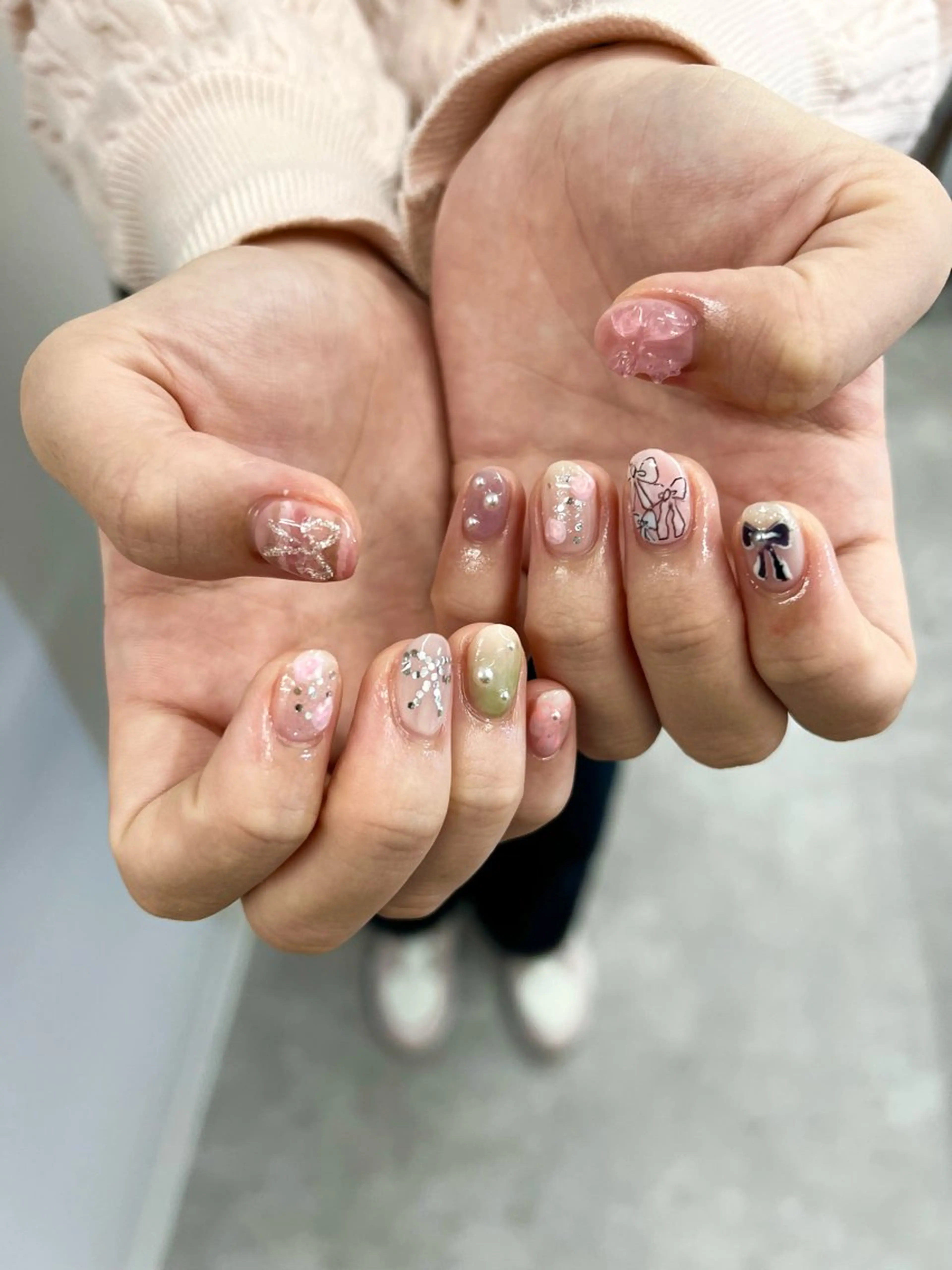 ネイル ジェルネイル 韓国ネイル マグネットネイル ニュアンスネイル パラジェル ハンドネイル ハンドケア Bana_ Nailのネイルデザイン