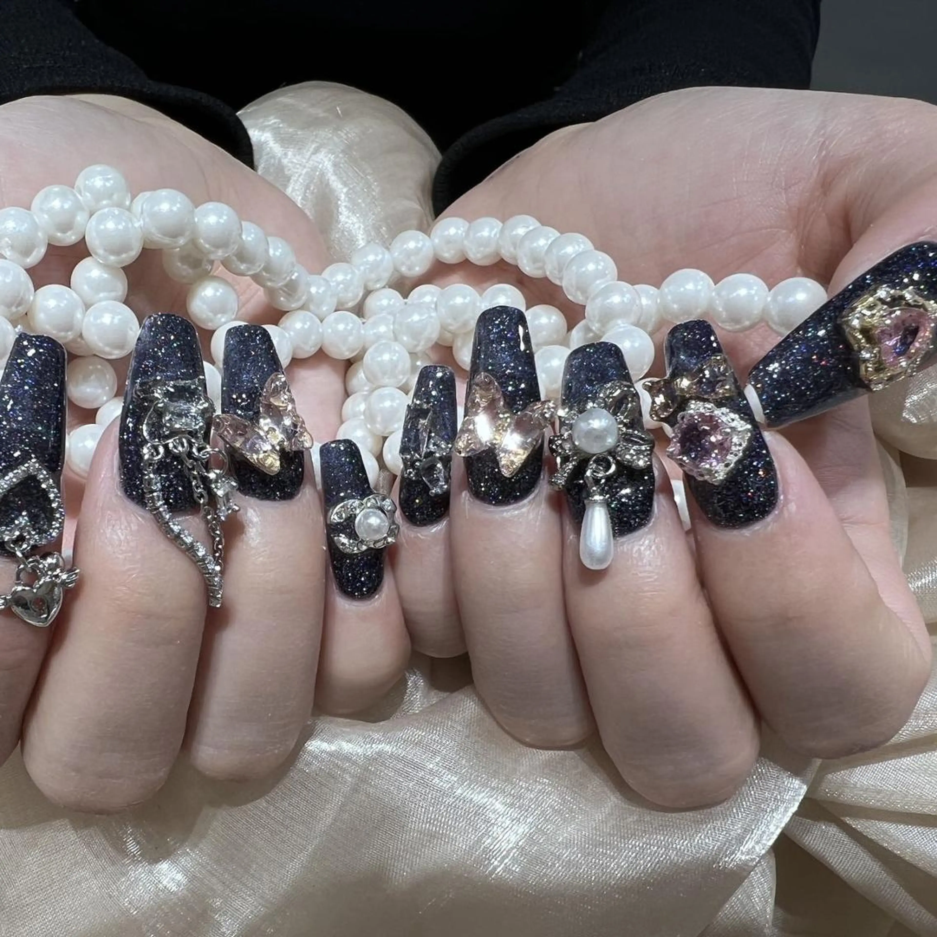 ネイル Queens マオのネイルデザイン