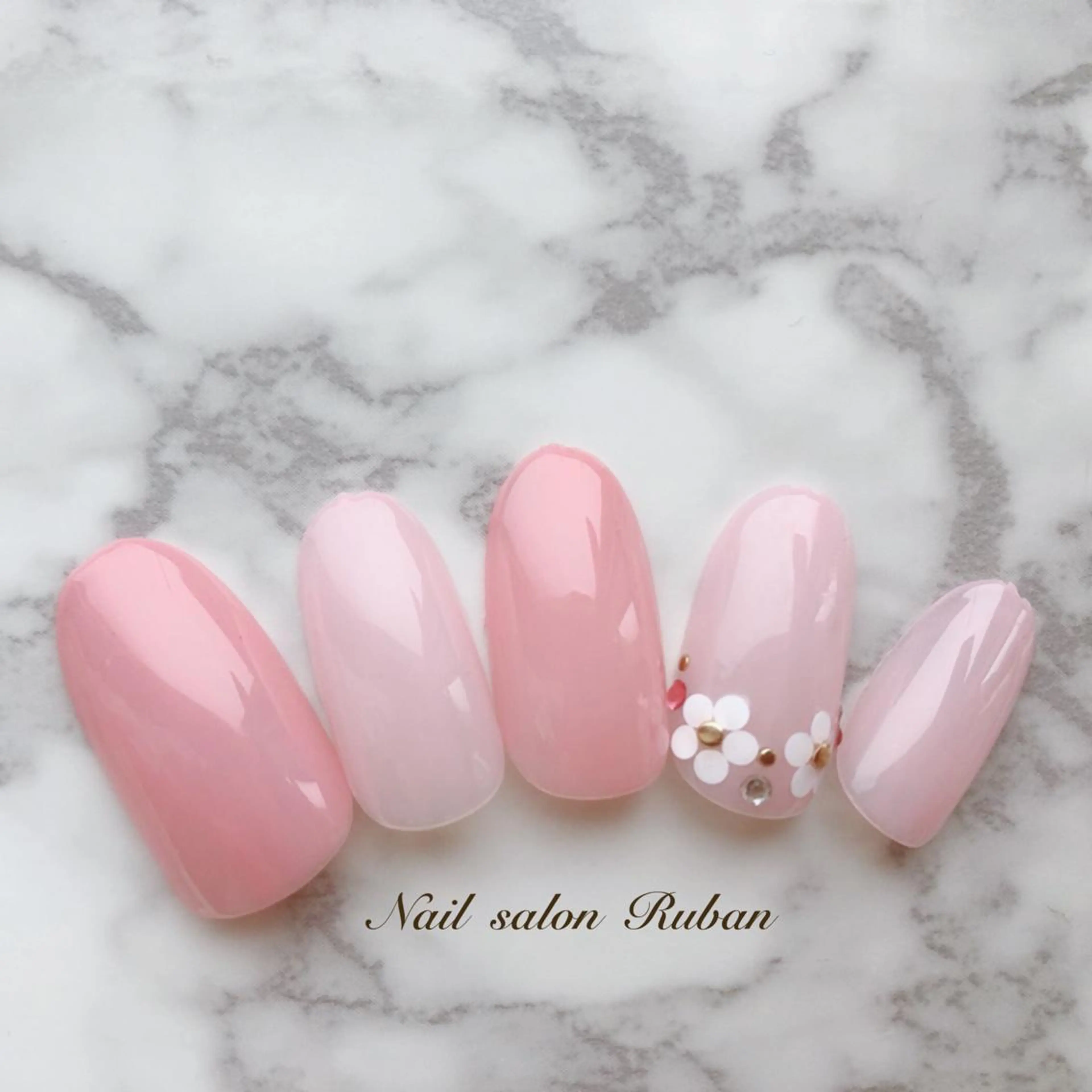 ネイル Nail salon Rubanのネイルデザイン